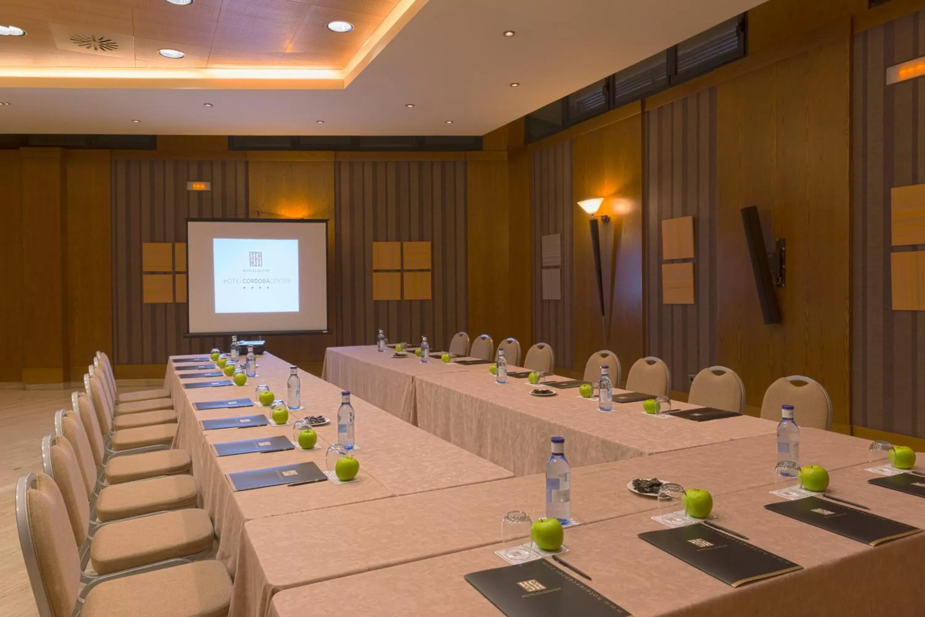 Banquet/Function facilities in Hotel Cordoba Center