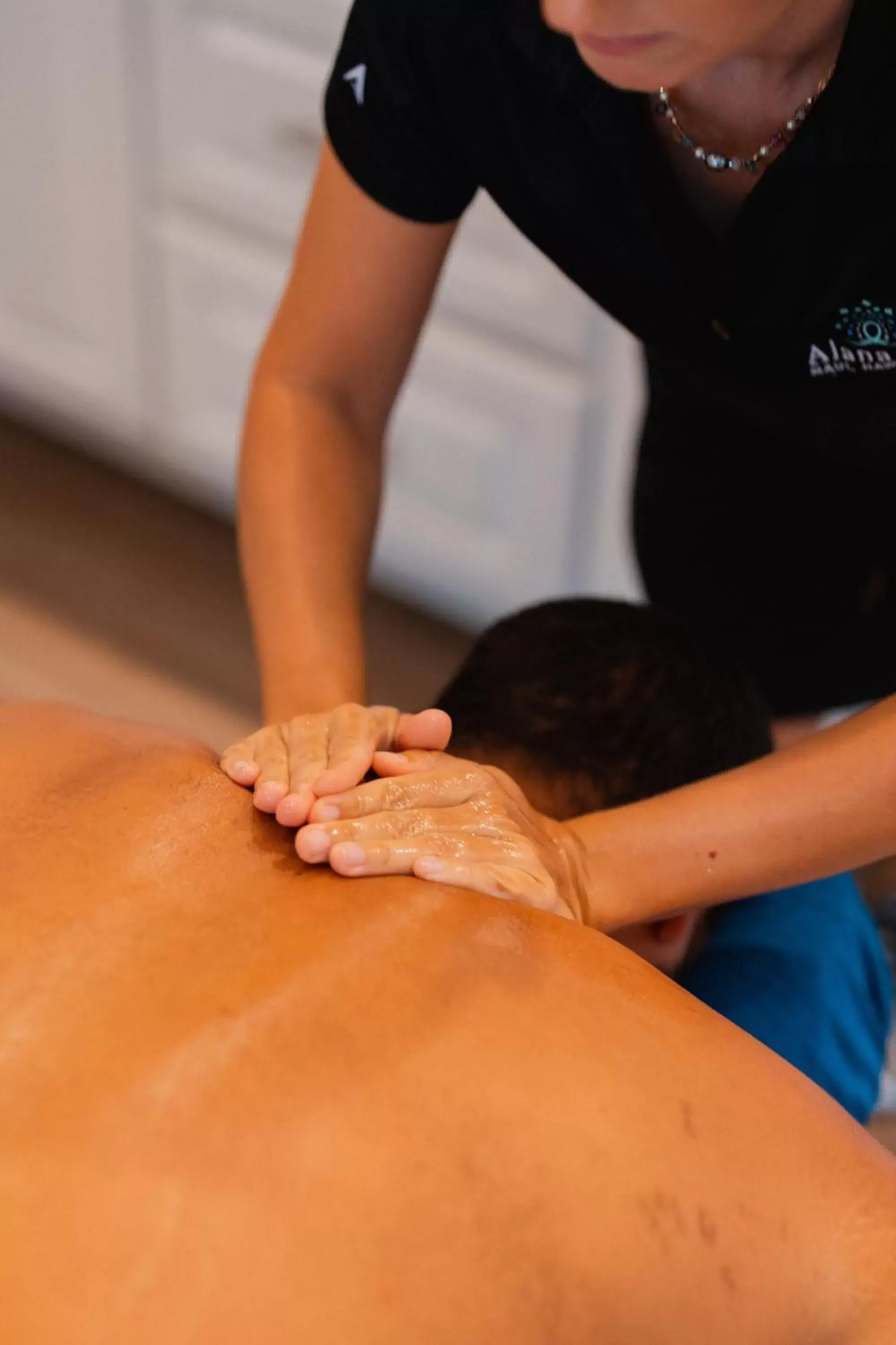 Massage in Kaanapali Ocean Inn