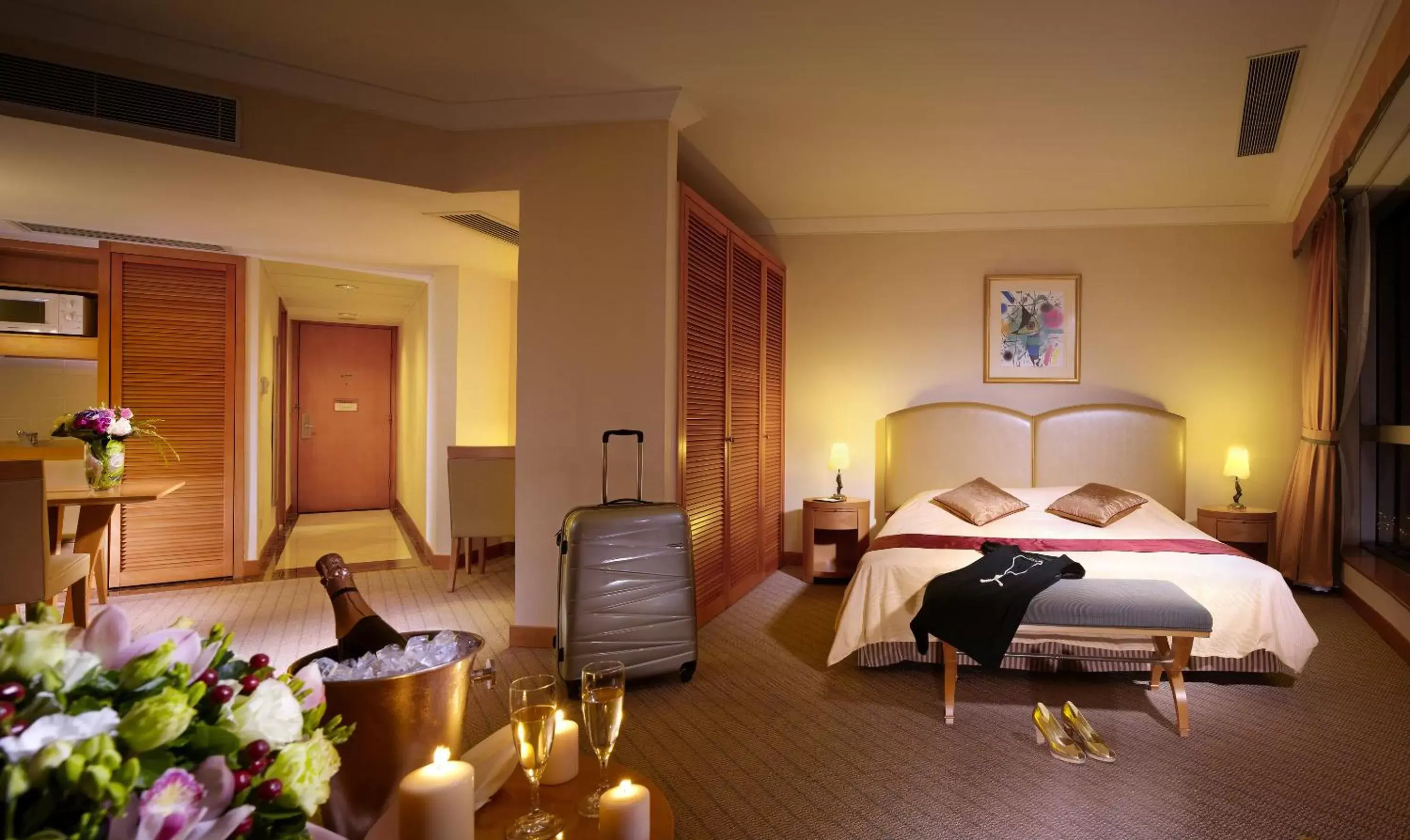 Bedroom in Harbour Plaza Resort City