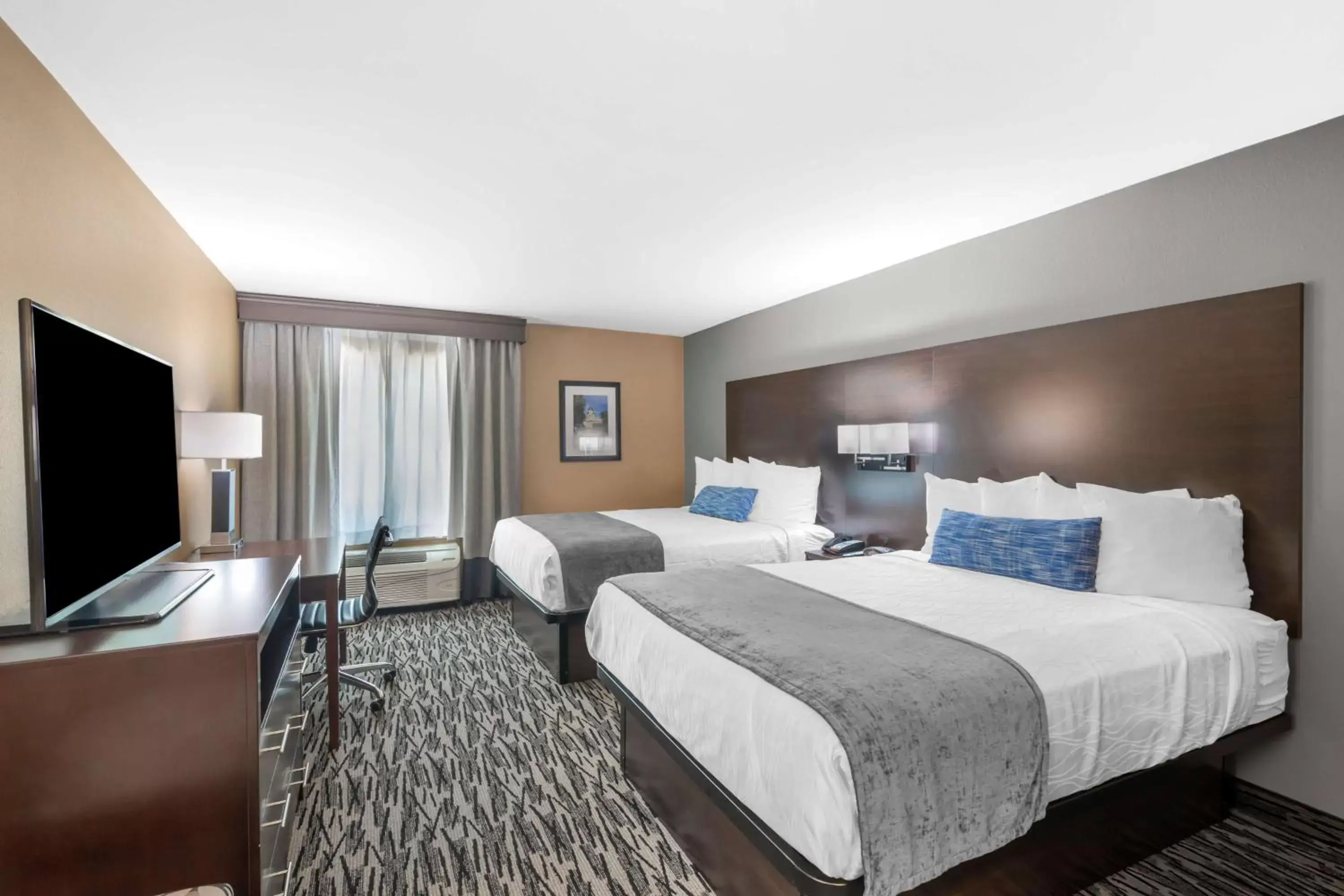 Bedroom, Bed in Best Western Plus Denton Inn & Suites Bedroom, Bed in Best Western Plus Denton Inn & Suites