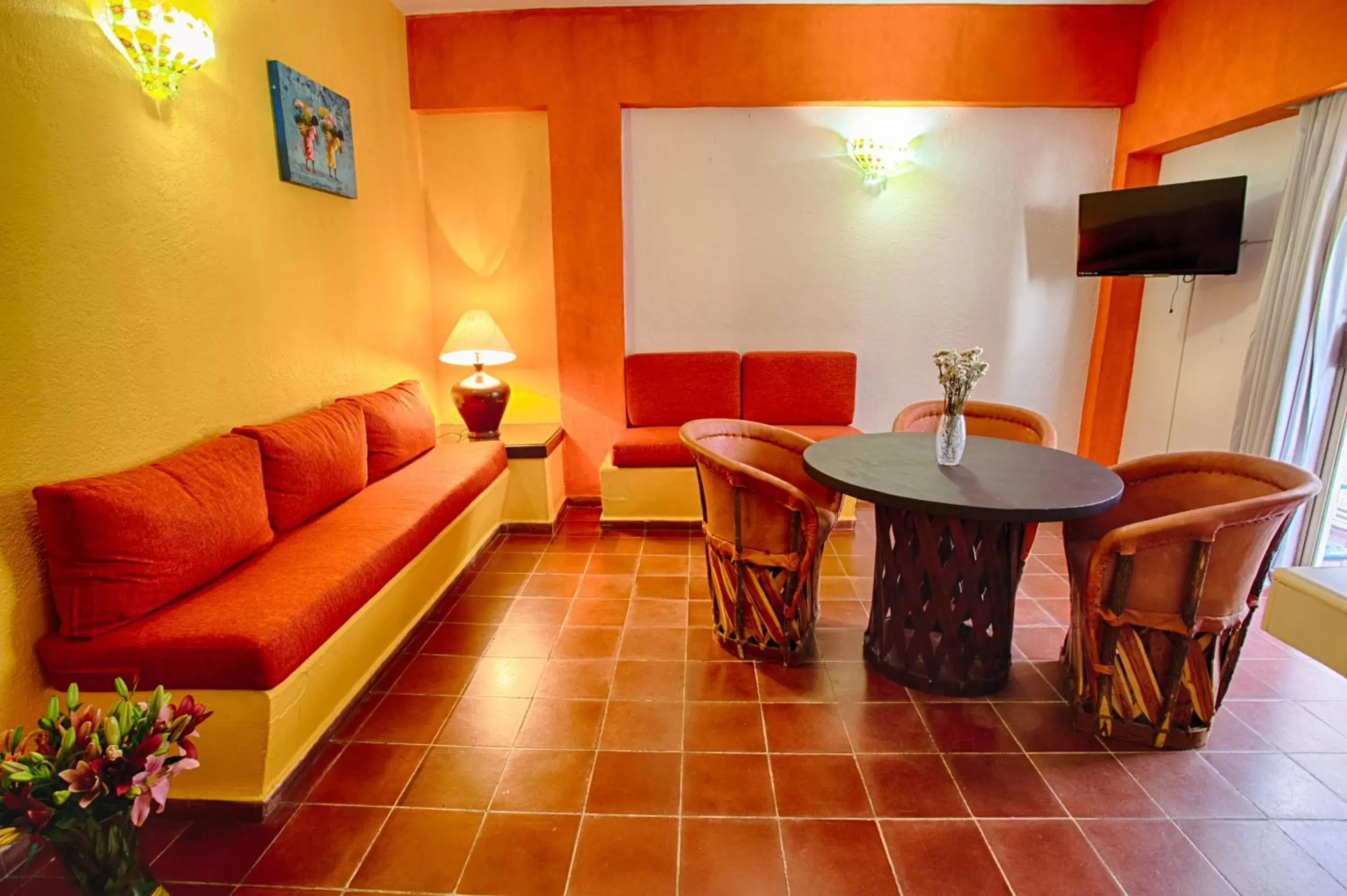 Living room in Suites Plaza del Rio - Family Hotel Malecón Centro