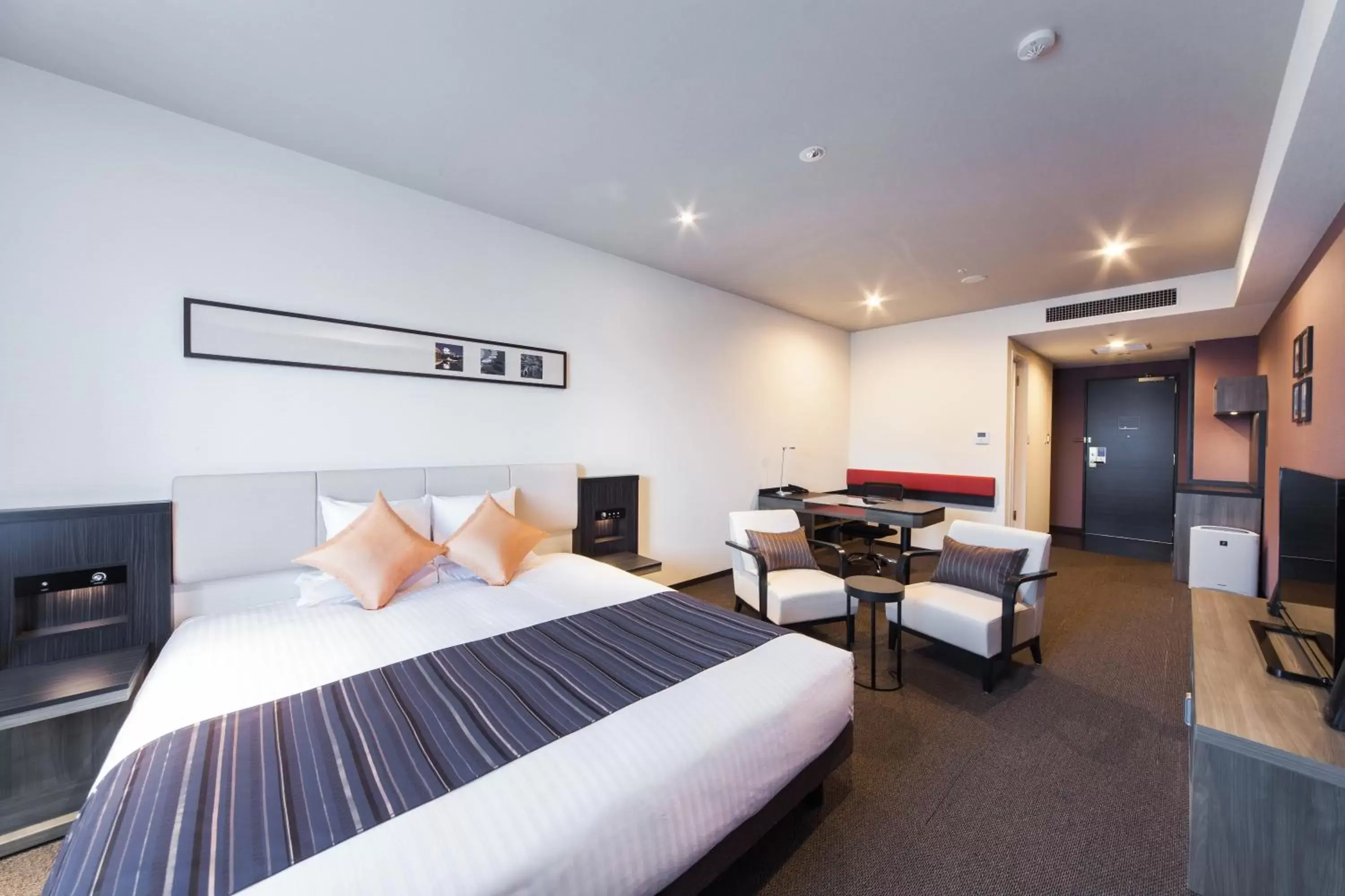 Standard King Room - Non-Smoking  in HOTEL MYSTAYS PREMIER Kanazawa