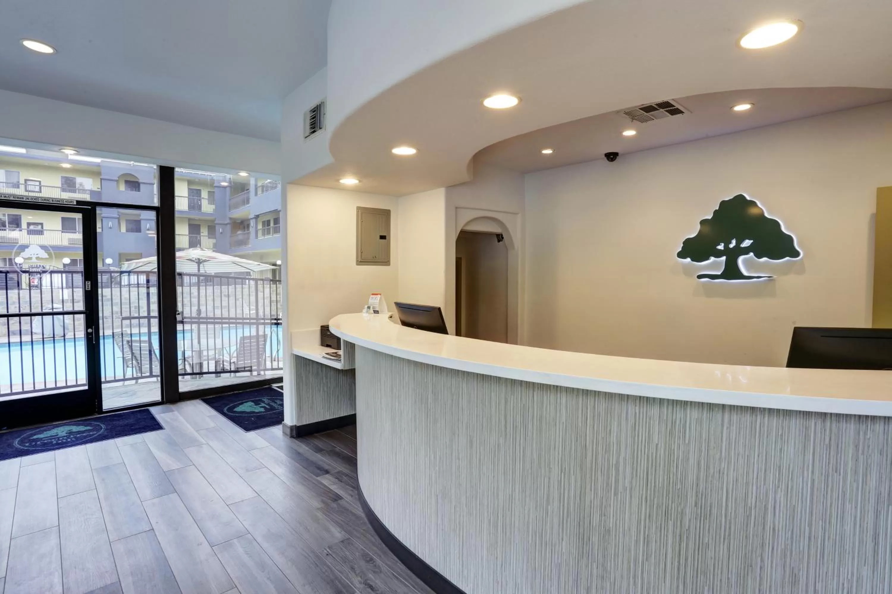 Lobby or reception in GreenTree Pasadena