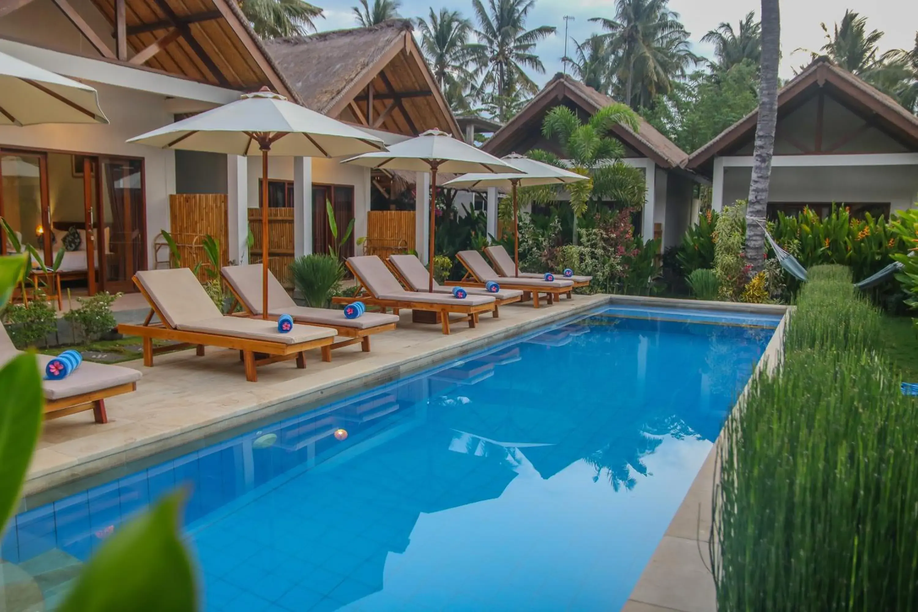 Property building, Swimming Pool in Cozy Cottages Lombok