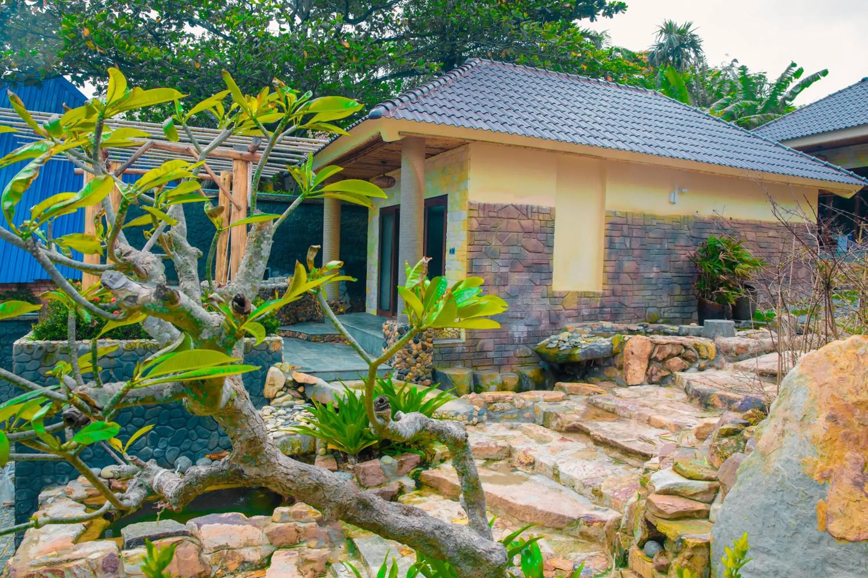 Property Building in Coral Bay Resort