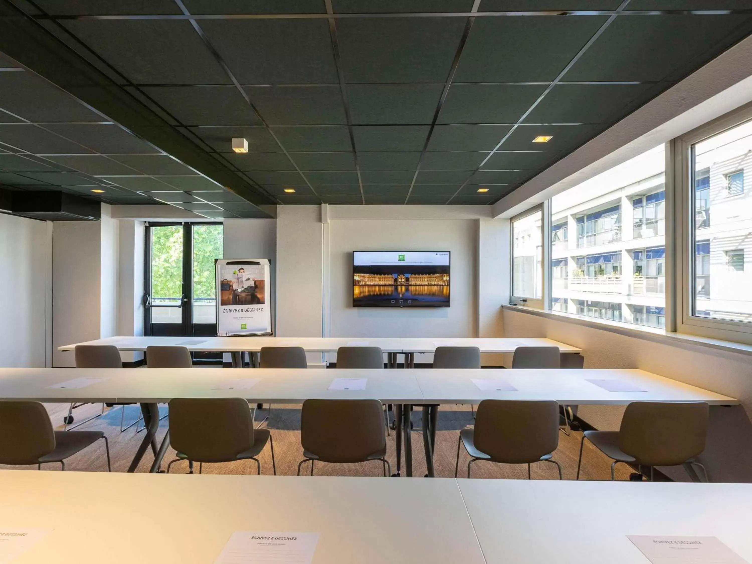 Meeting/conference room in ibis Styles Bordeaux Centre Mériadeck