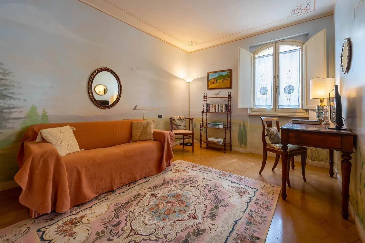 Seating Area in Hotel San Luca