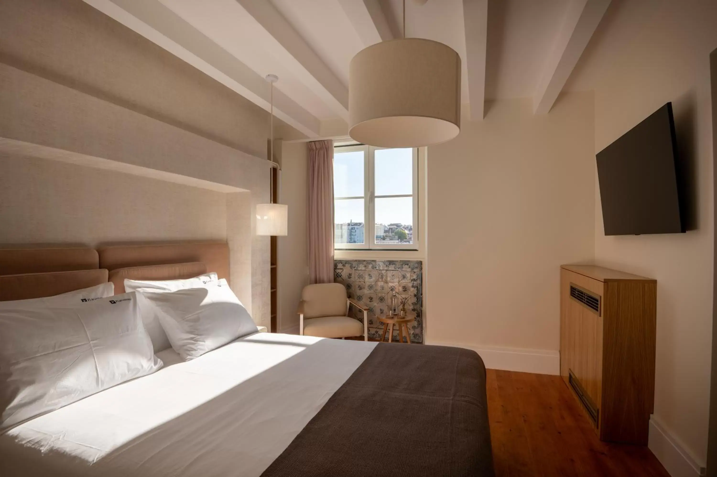 Superior Double Room in Memoria Lisboa FLH Hotels