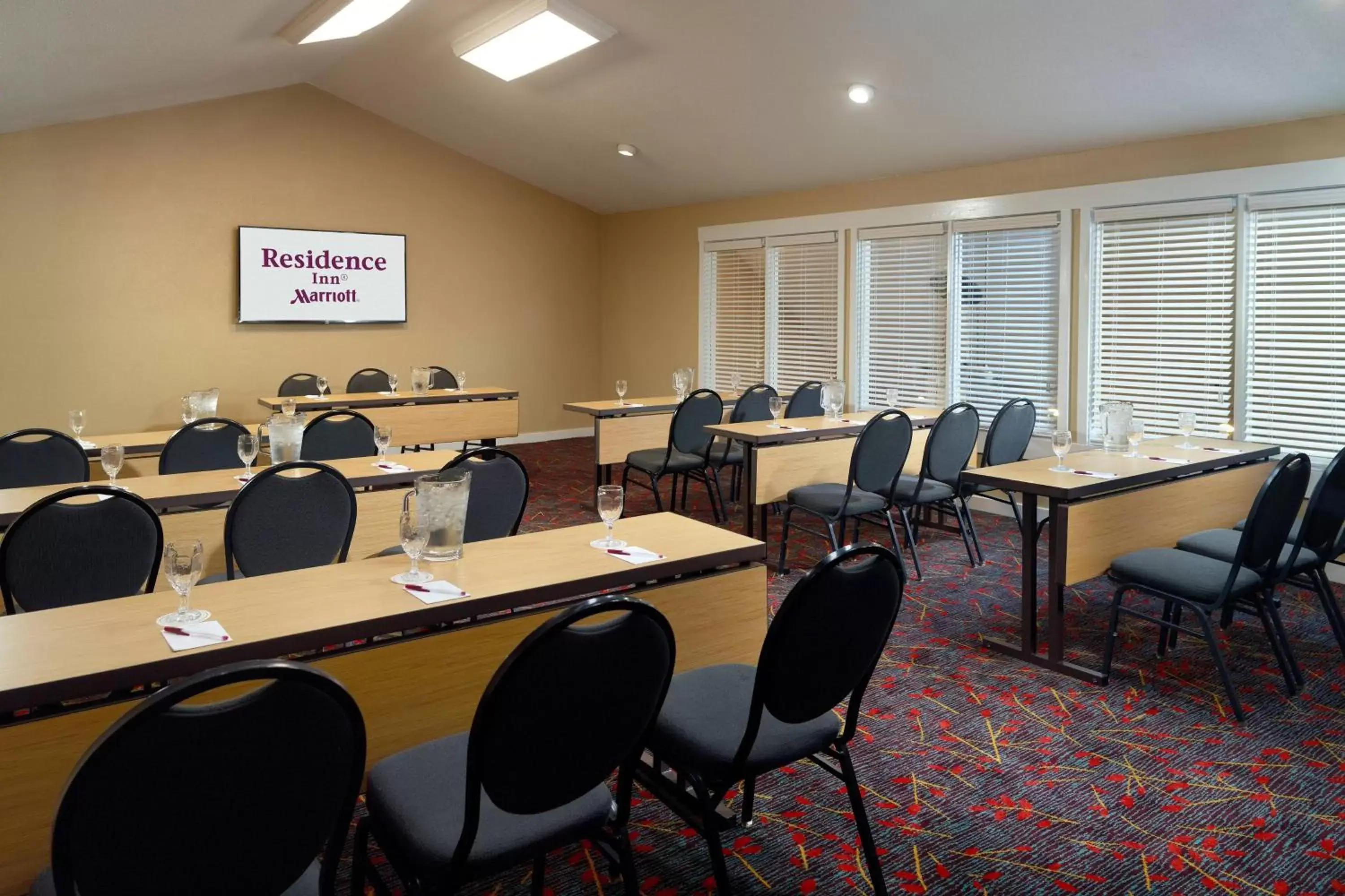 Meeting/conference room in Residence Inn by Marriott Atlanta Buckhead