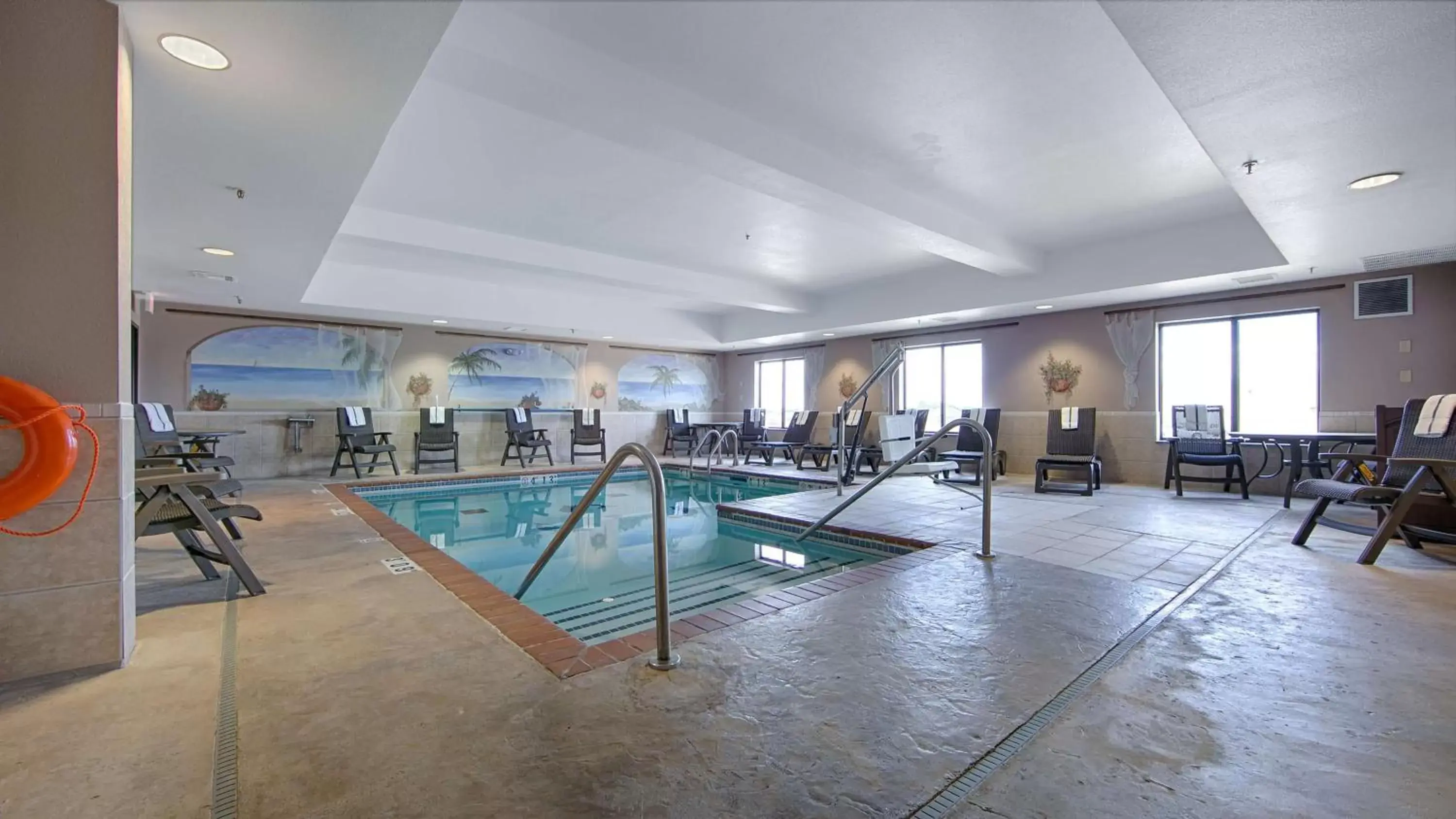 On site, Swimming Pool in Best Western Plus Memorial Inn & Suites