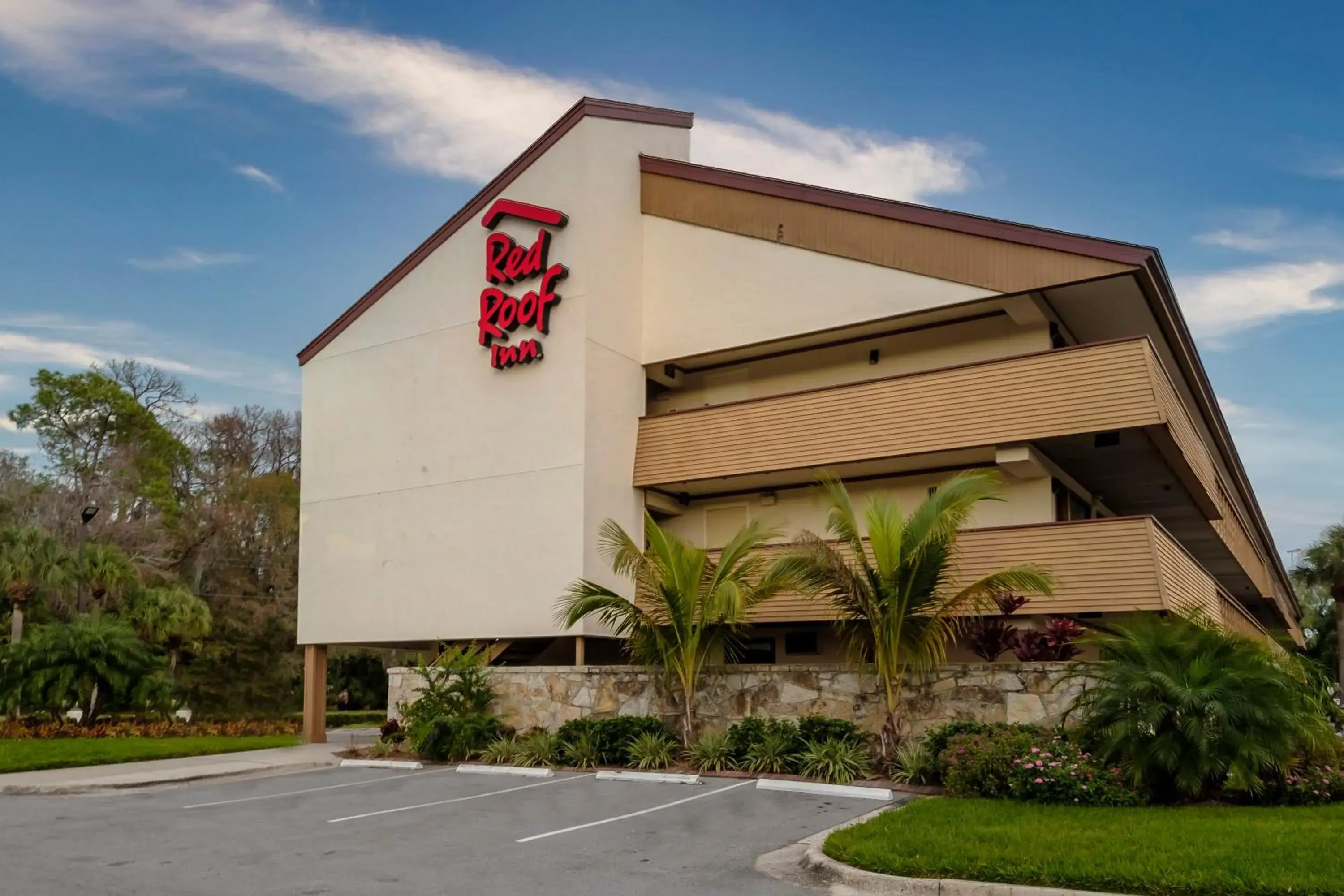 Property Building in Red Roof Inn Tampa - Brandon