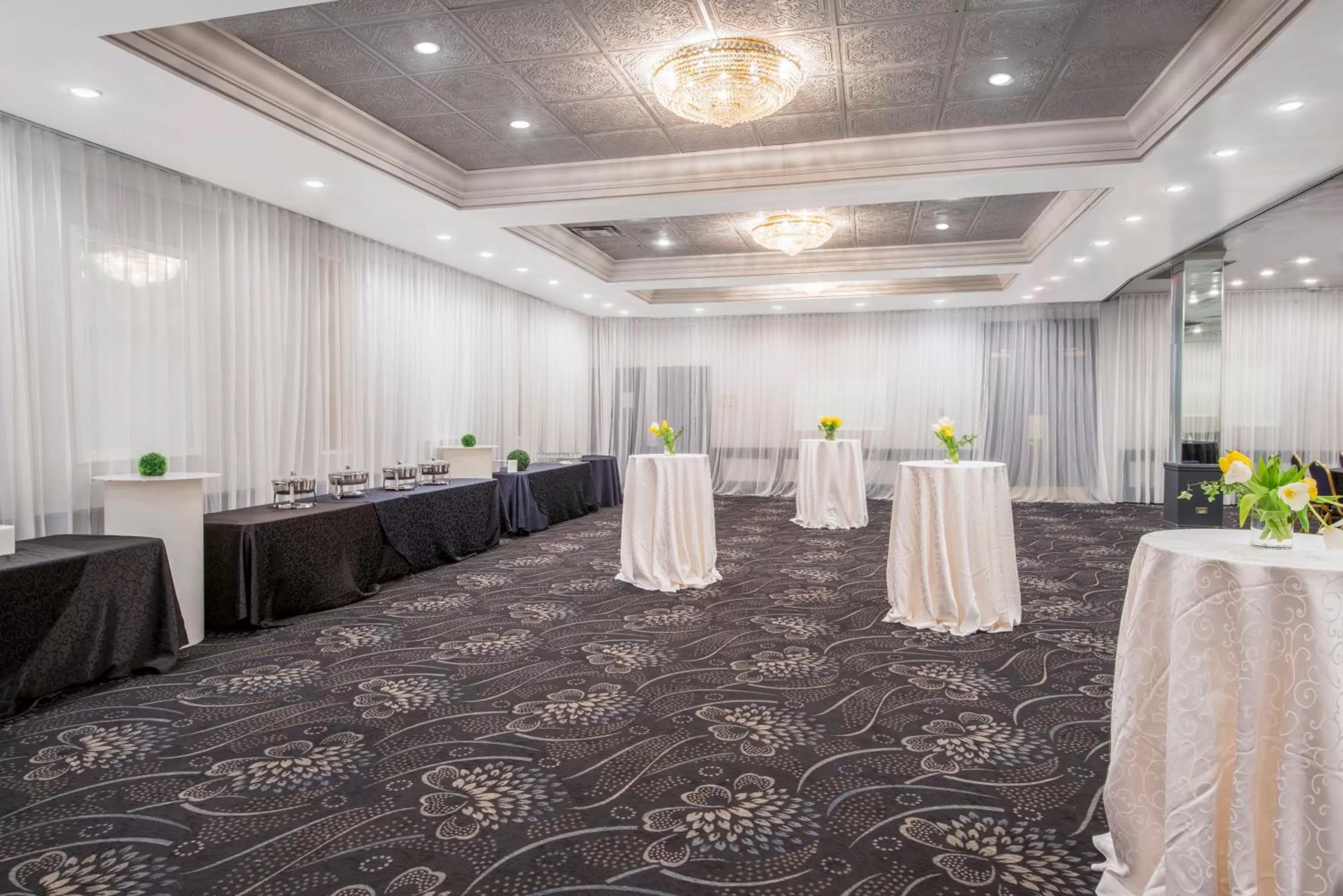 Meeting/conference room in Armon Plaza Montreal Airpt, Trademark Collection by Wyndham