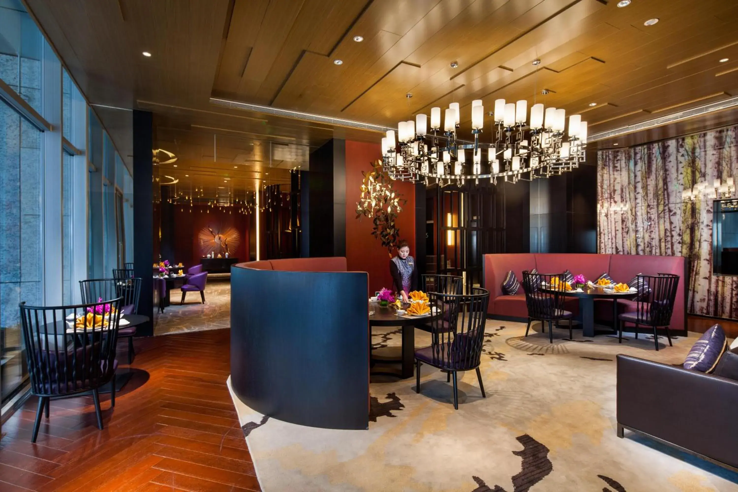 Restaurant/places to eat, Lounge/Bar in Crowne Plaza Kunshan, an IHG Hotel