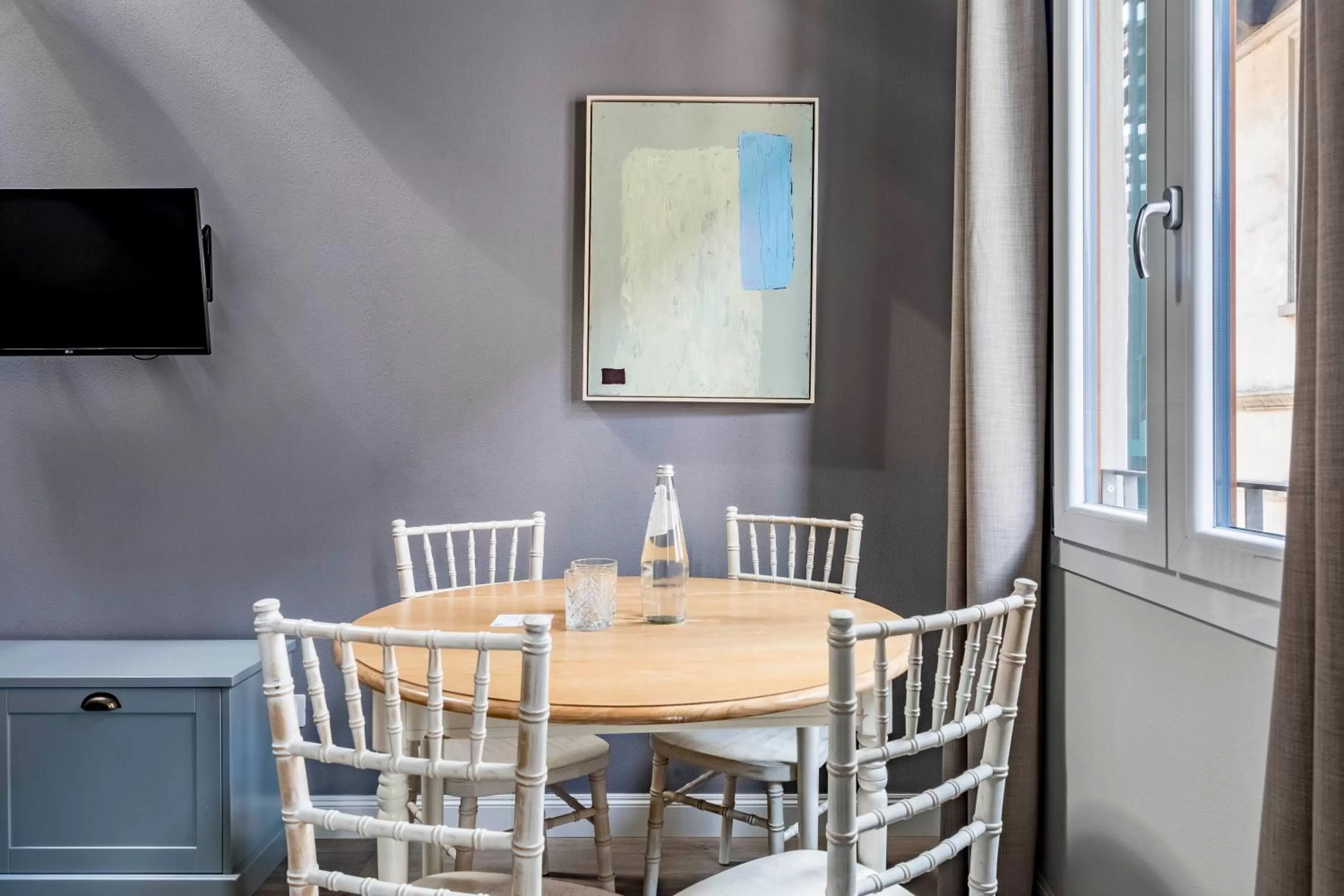 Dining area in Numa Florence Fiore