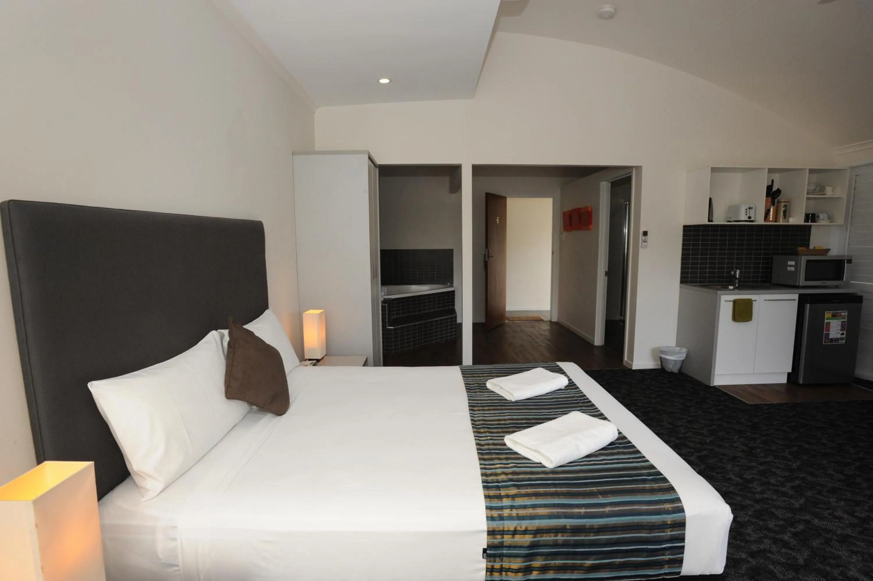 Bed in Shoredrive Motel