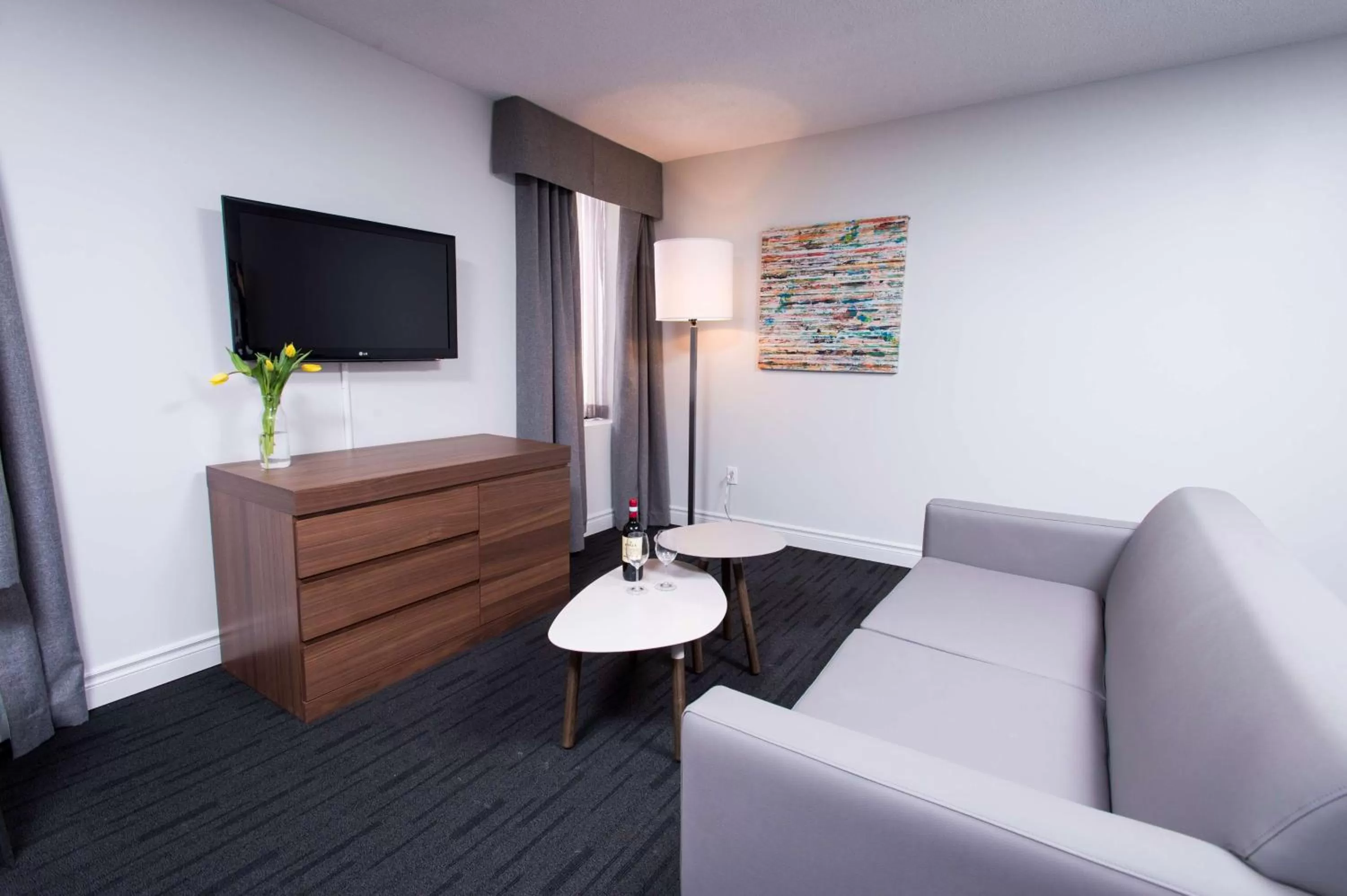 Photo of the whole room in Hôtel Albert par G5