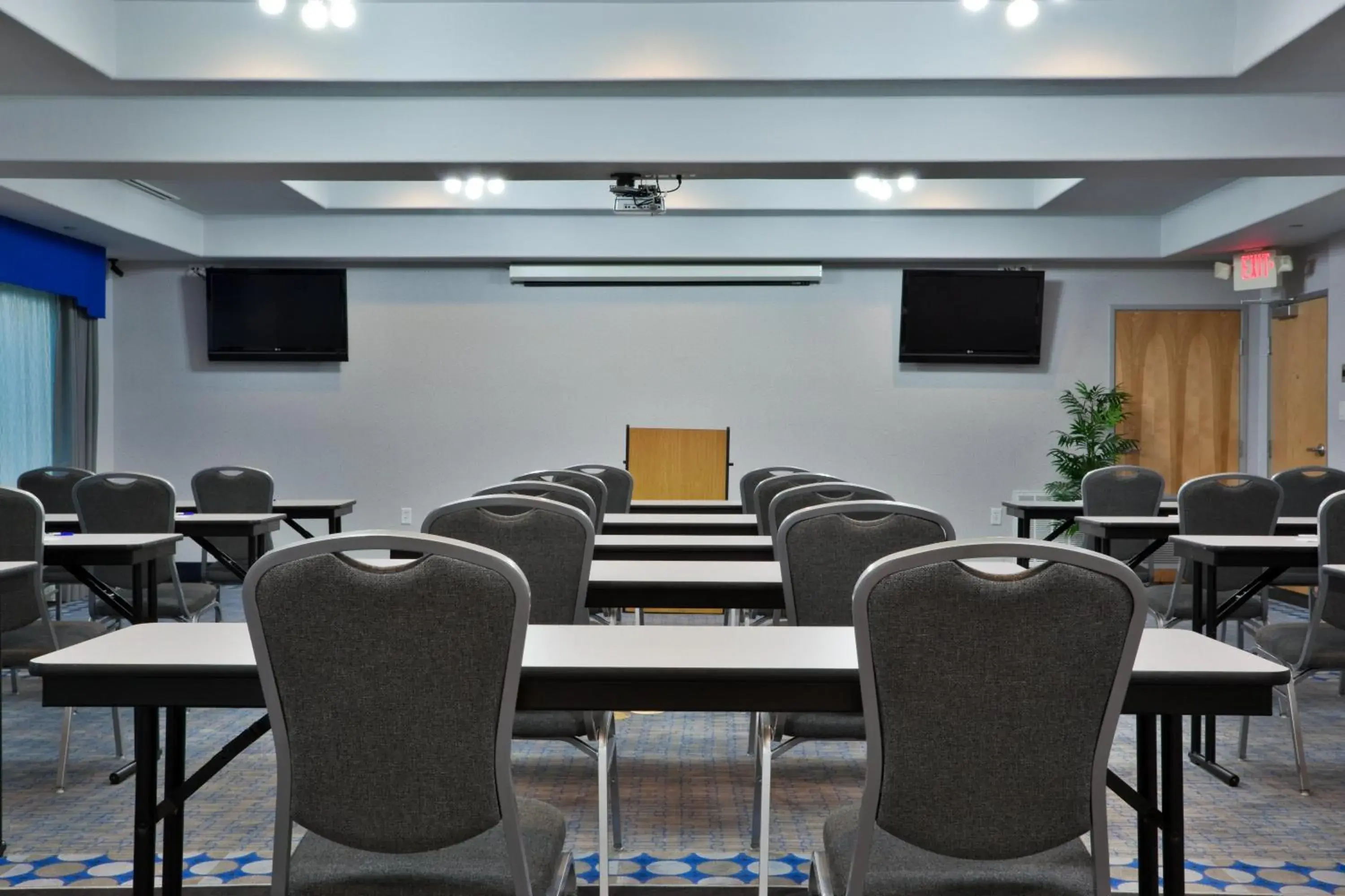 Meeting/conference room in Holiday Inn Express Hotel & Suites Austin NE-Hutto, an IHG Hotel