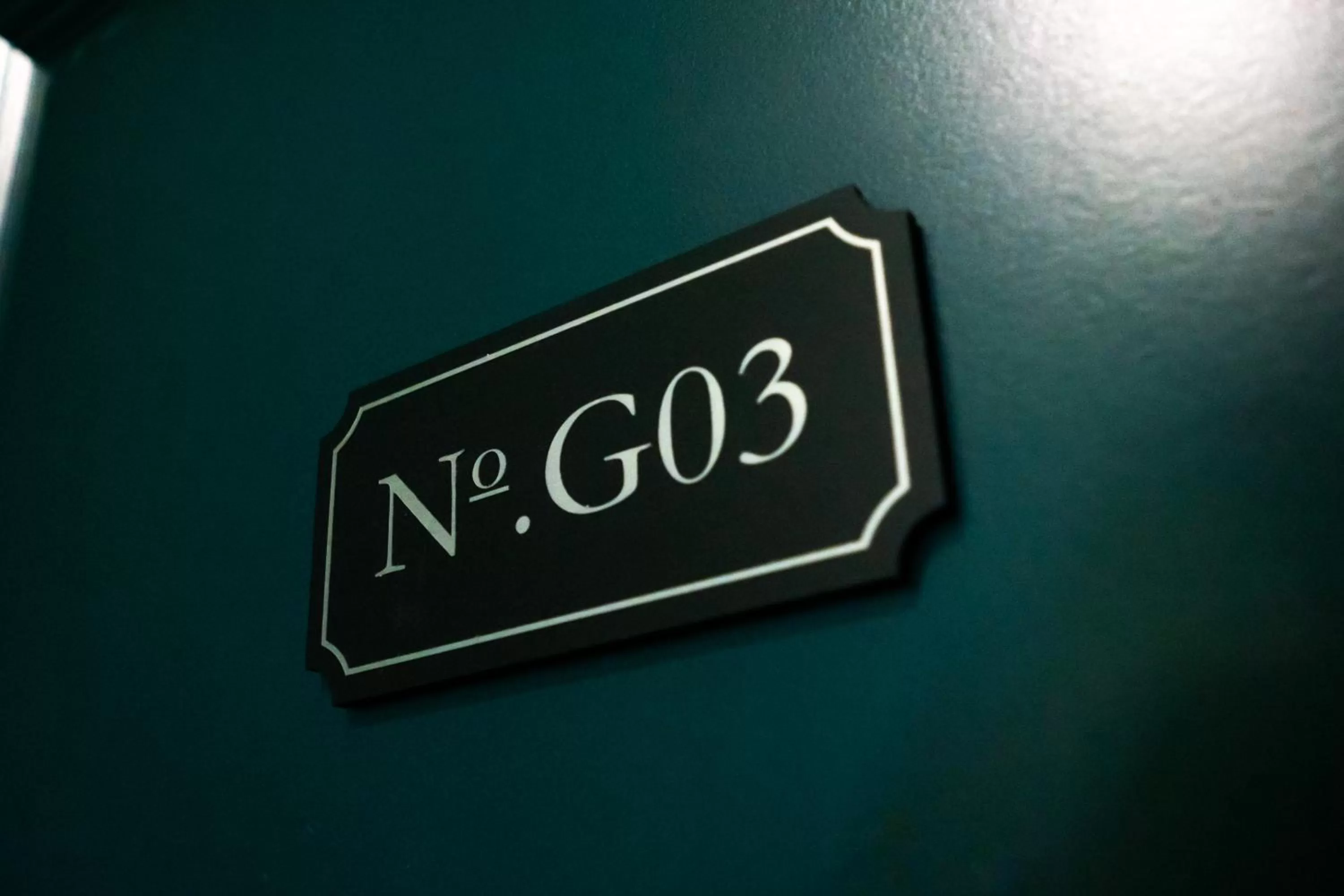 Property logo or sign in Hyde Park Green