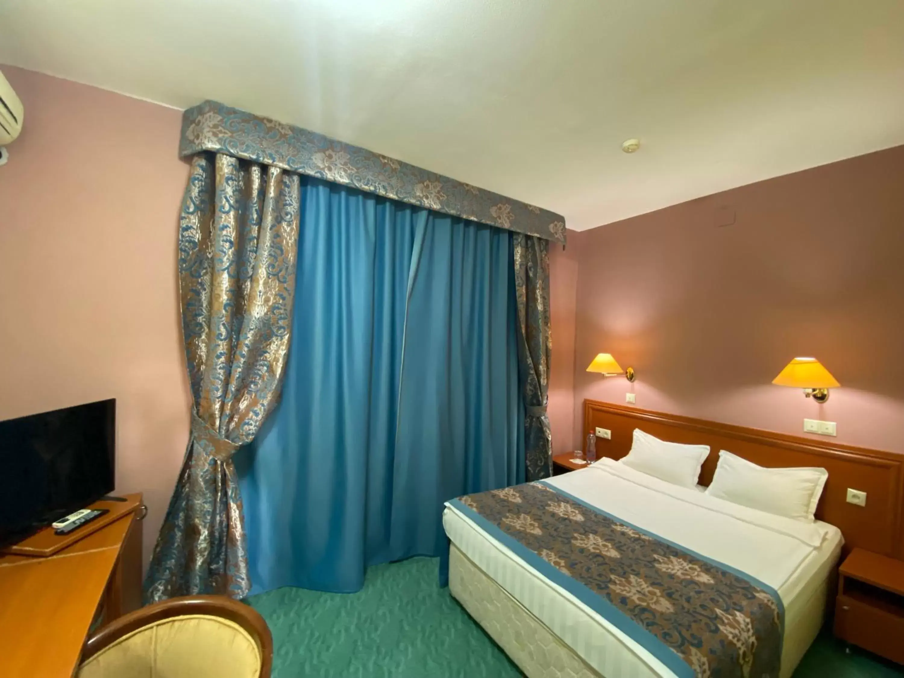 Photo of the whole room, Bed in Tengri Hotel Photo of the whole room, Bed in Tengri Hotel