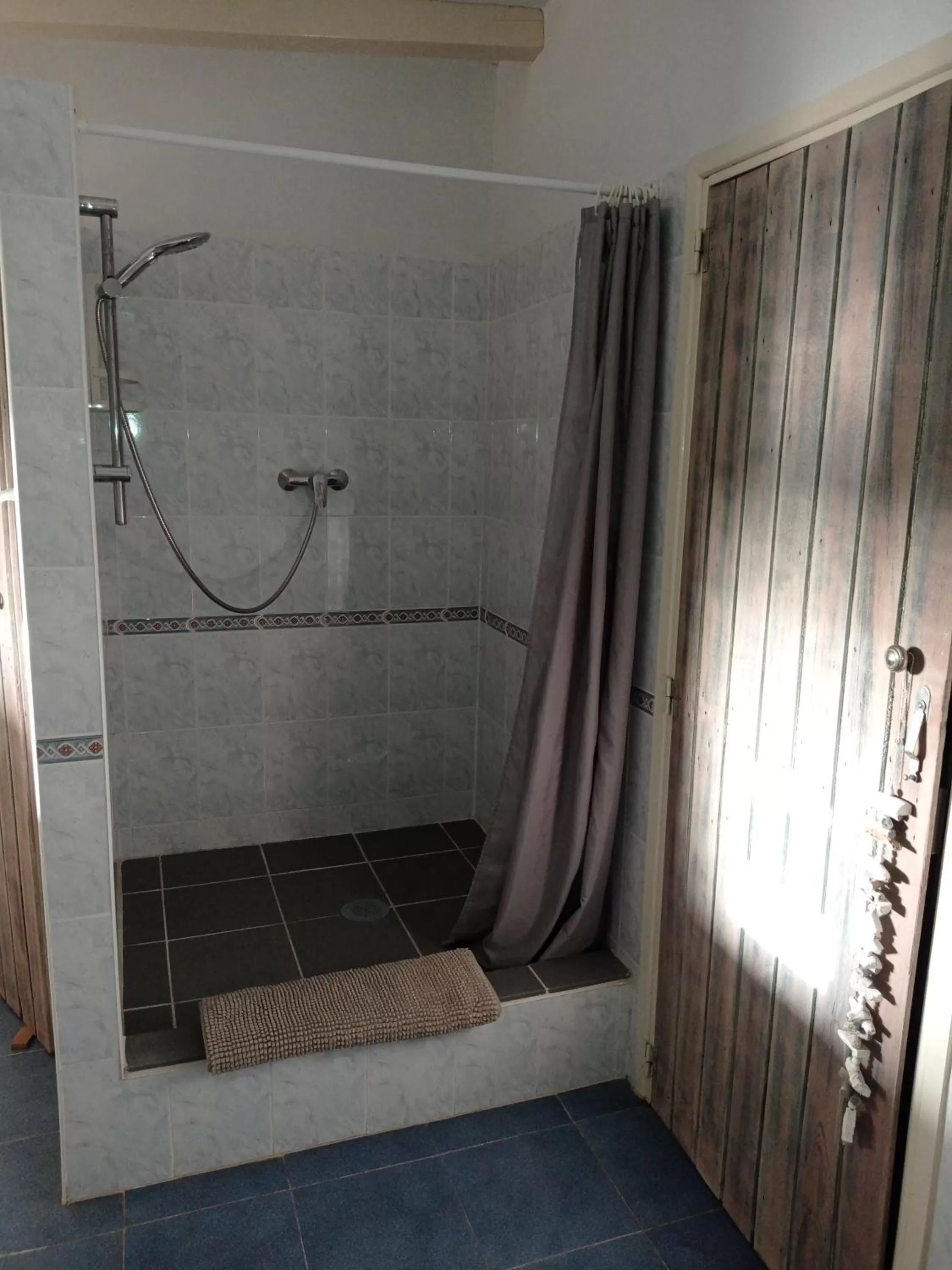 Shower, Bathroom in Quinta Pereiro Tropic Garden, Algarve