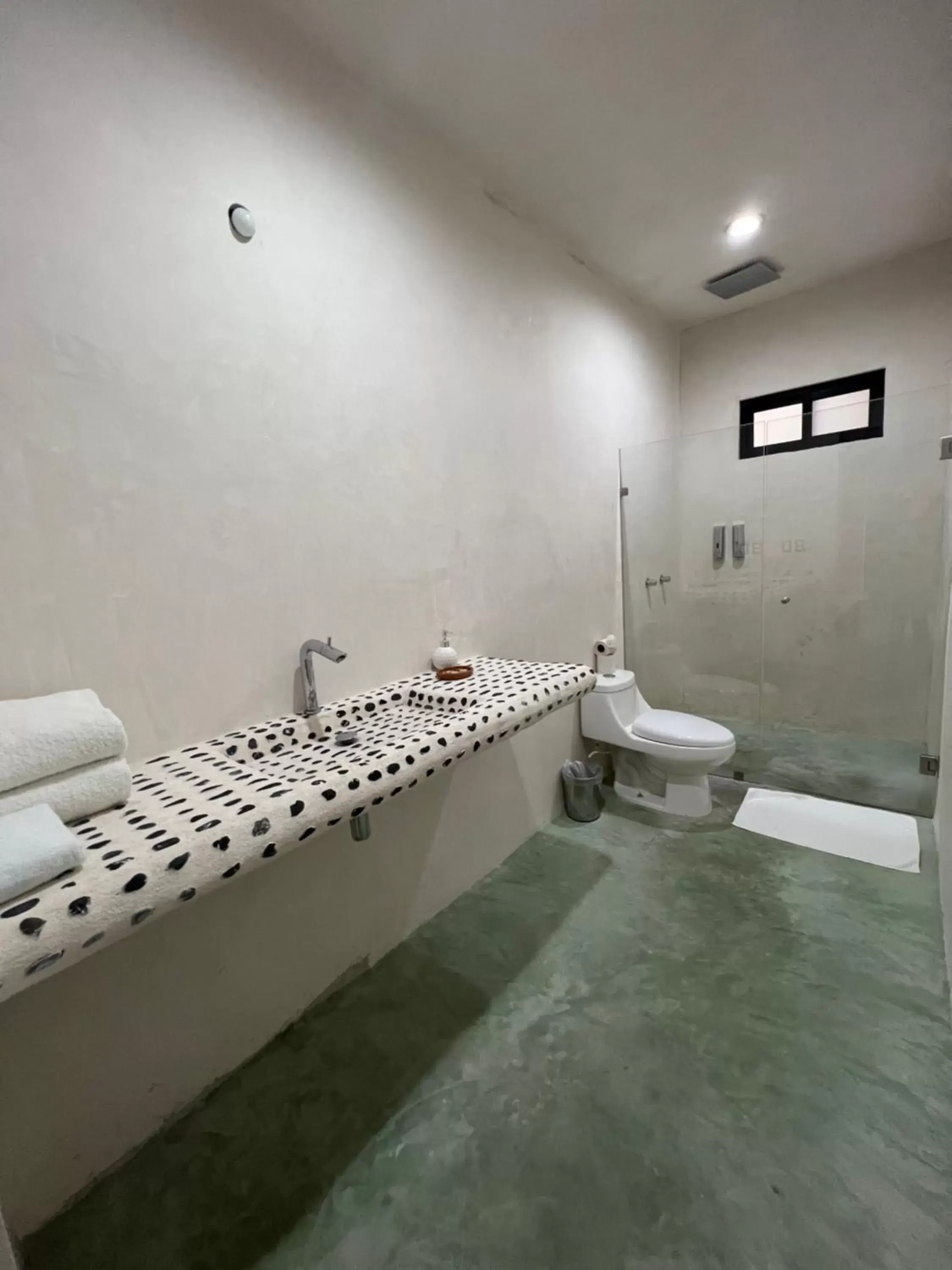 Shower, Bathroom in Corazon De Jade