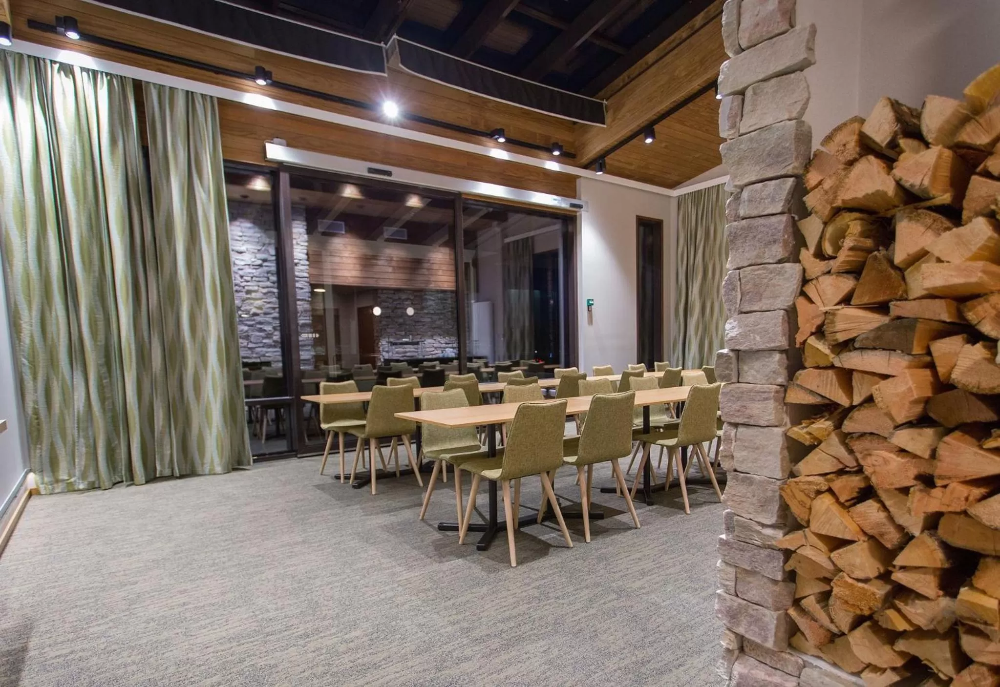 Meeting/conference room in Kultahippu Hotel & Apartments