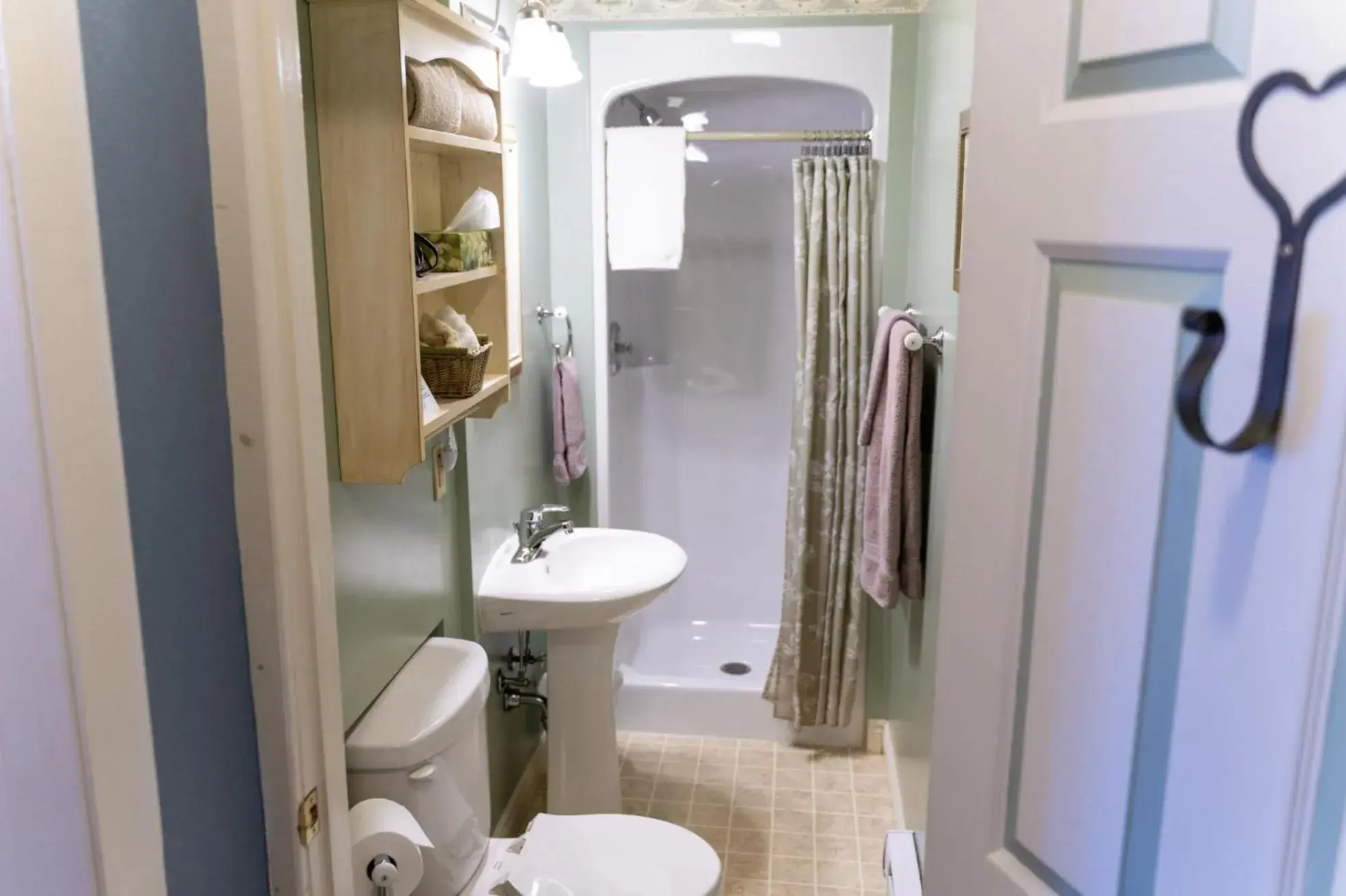 Bathroom in The Maple Inn