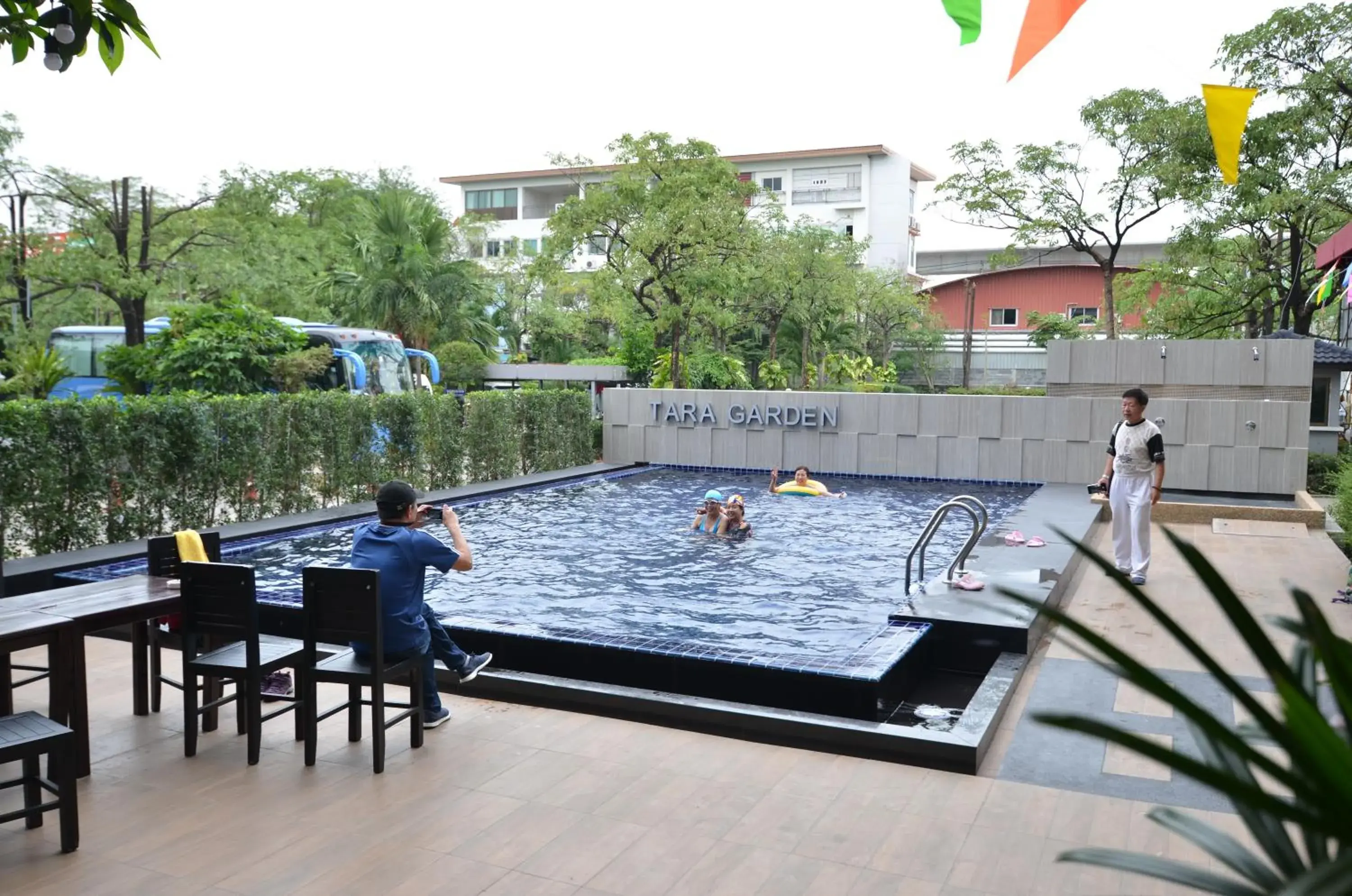 Pool view in Tara Garden Hotel