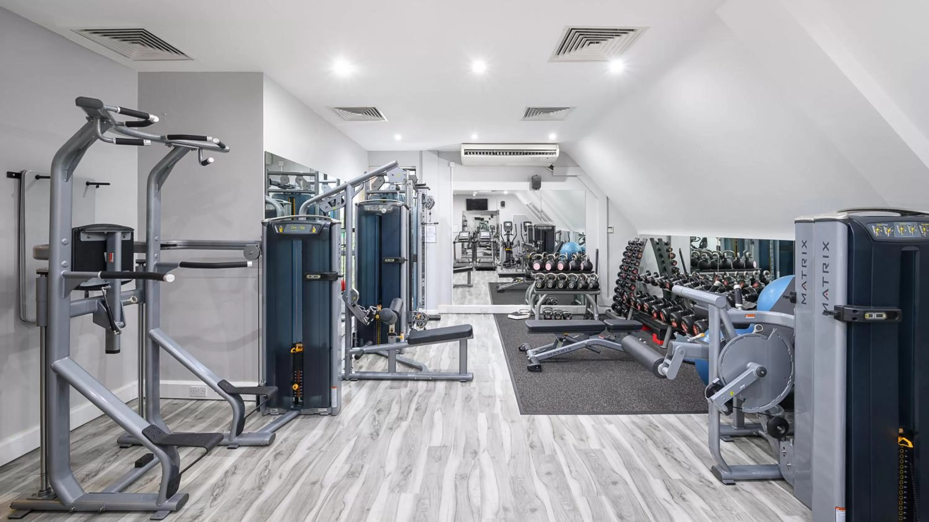 Fitness centre/facilities in voco Oxford Spires by IHG