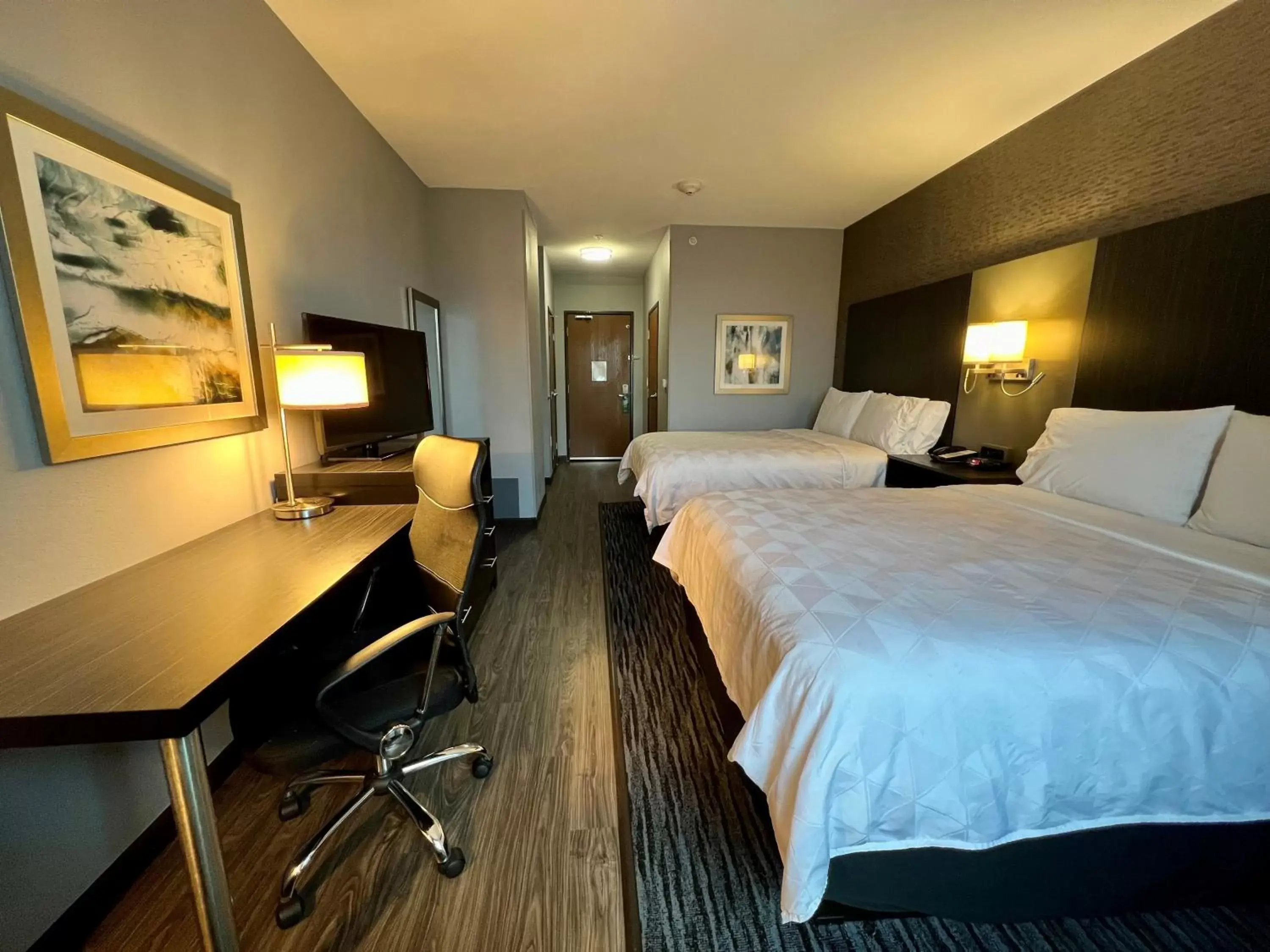 Two Queen Beds with Accessibility ADA Tub in Holiday Inn Carlsbad/San Diego, an IHG Hotel