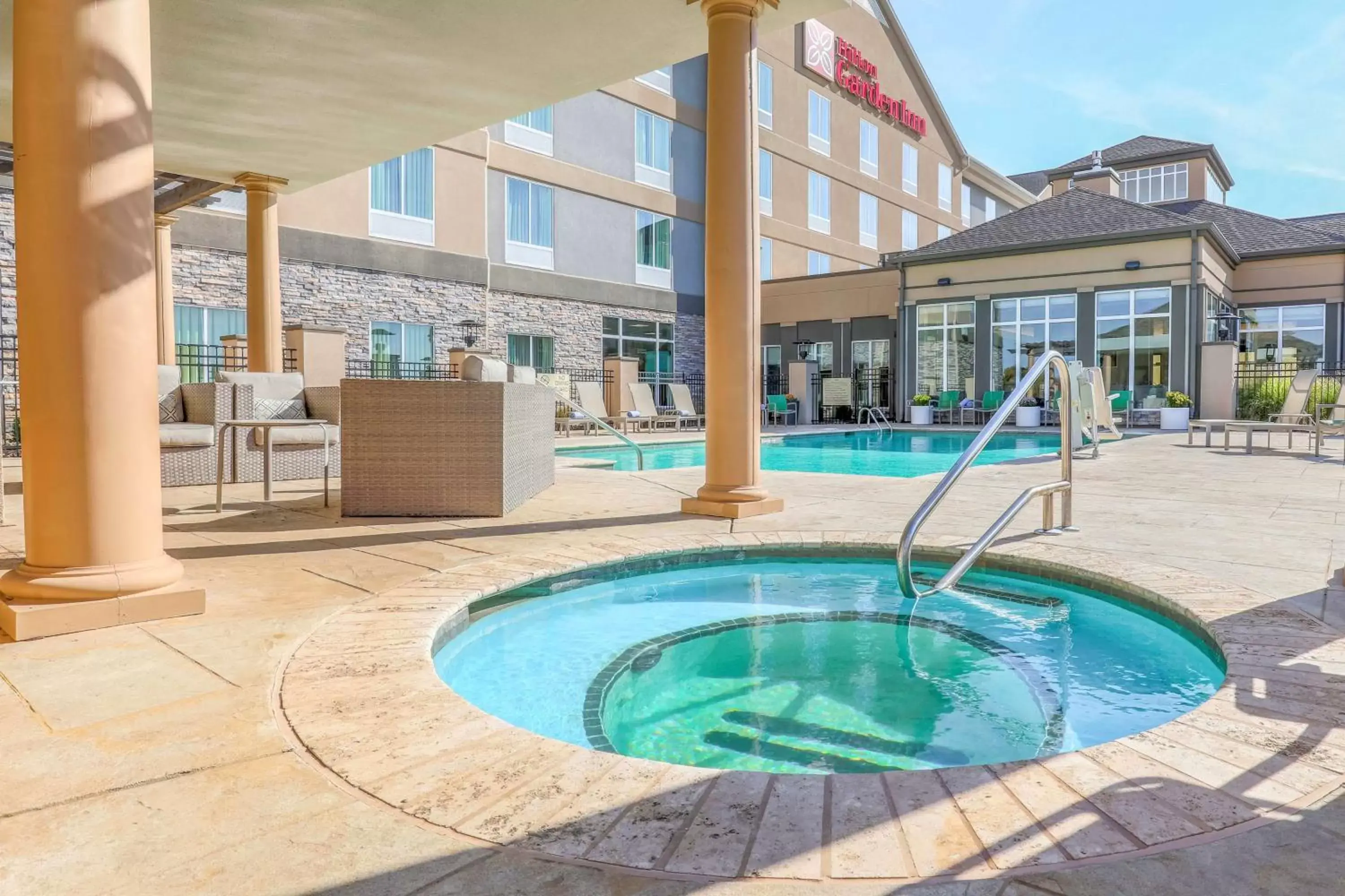 Pool view in Hilton Garden Inn Ardmore Pool view in Hilton Garden Inn Ardmore
