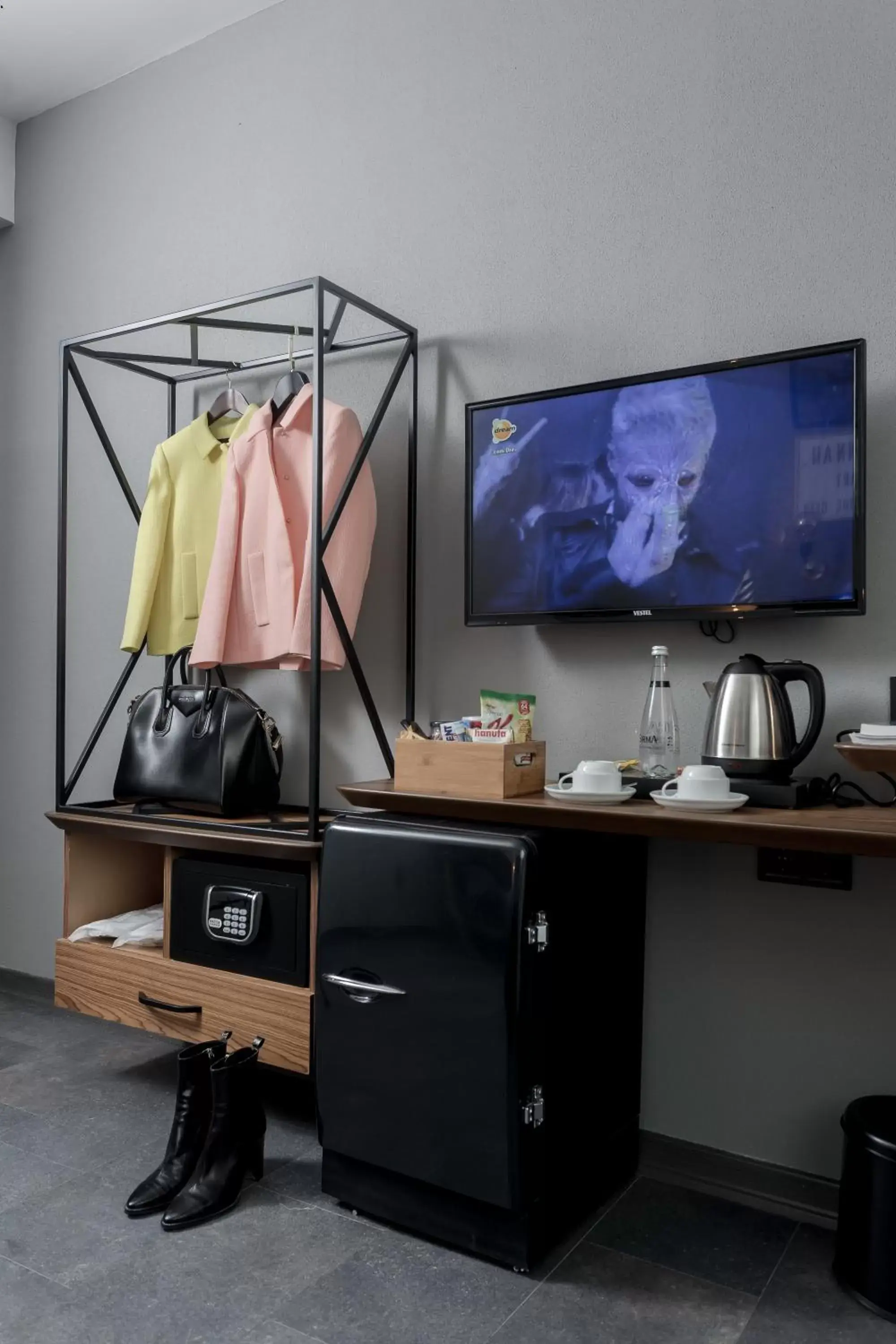 Coffee/tea facilities in Hotel Cinnah