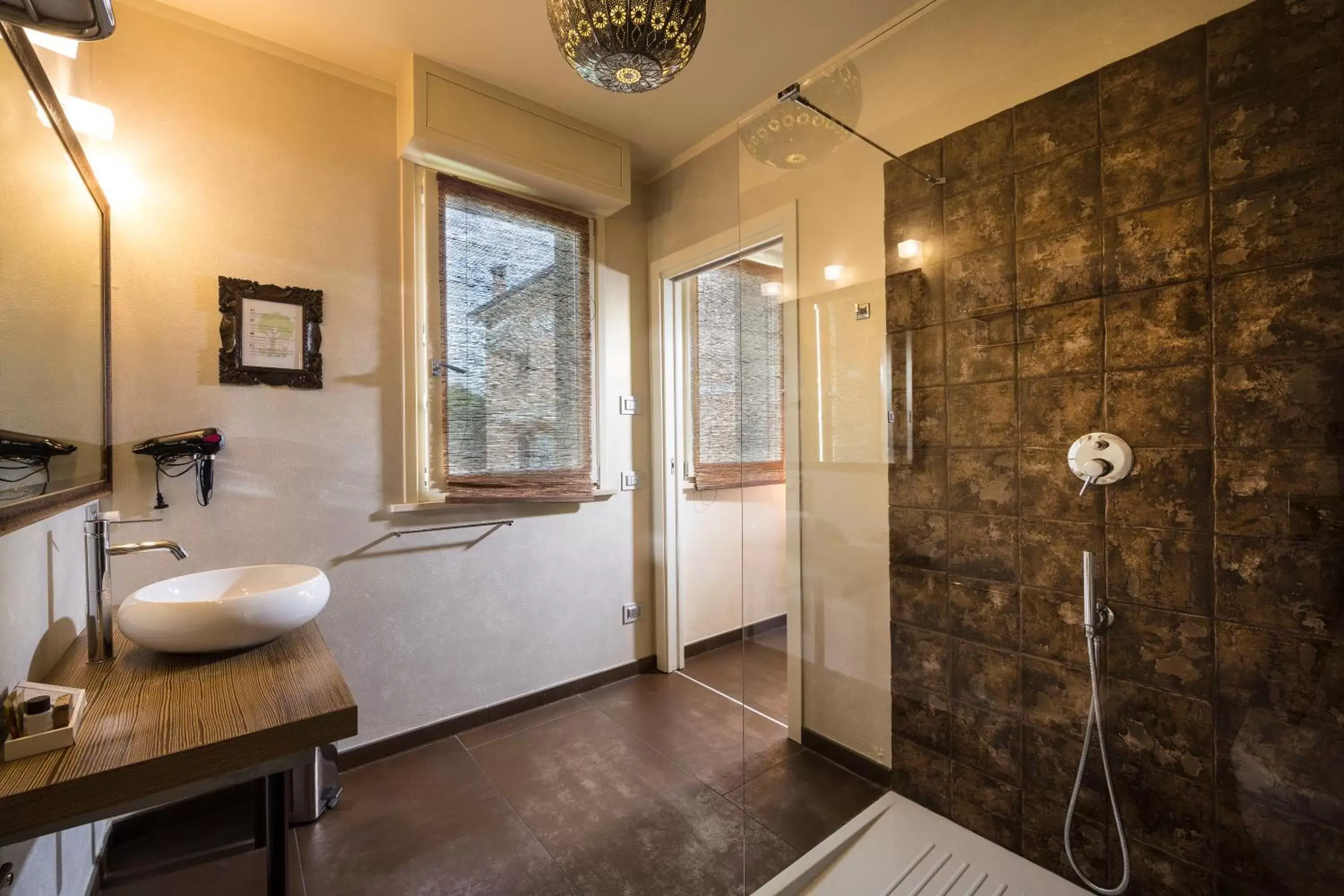 Superior Double Room in La Villa Desenzano Superior Double Room in La Villa Desenzano