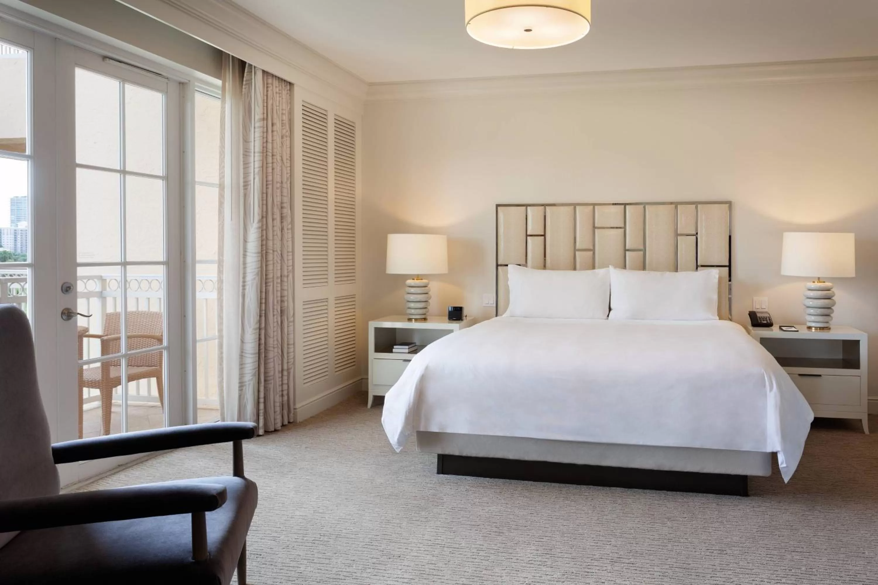 Bedroom, Bed in JW Marriott Miami Turnberry Resort & Spa