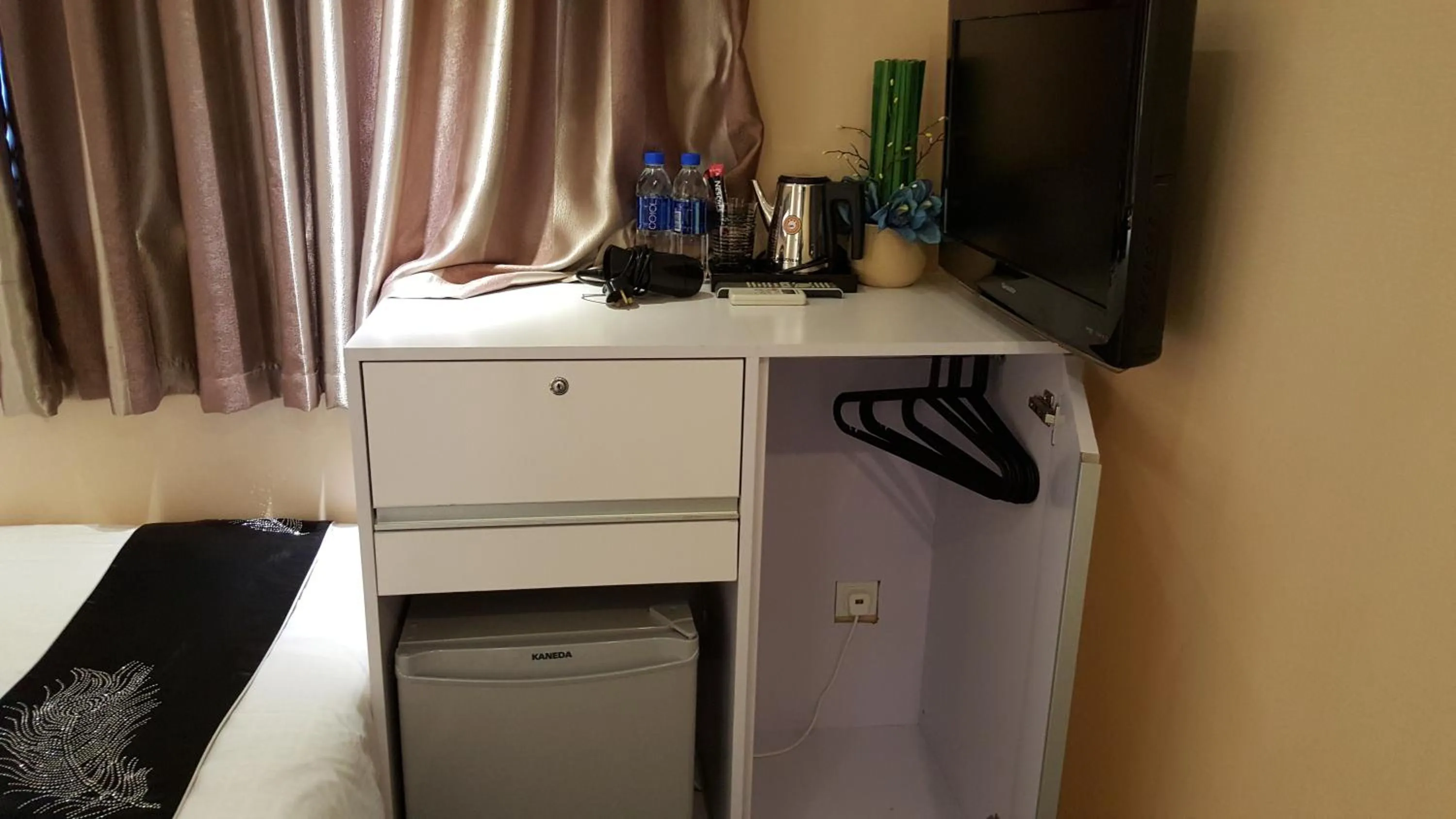 Non alcoholic drinks in Seasons Hotel - Causeway Bay