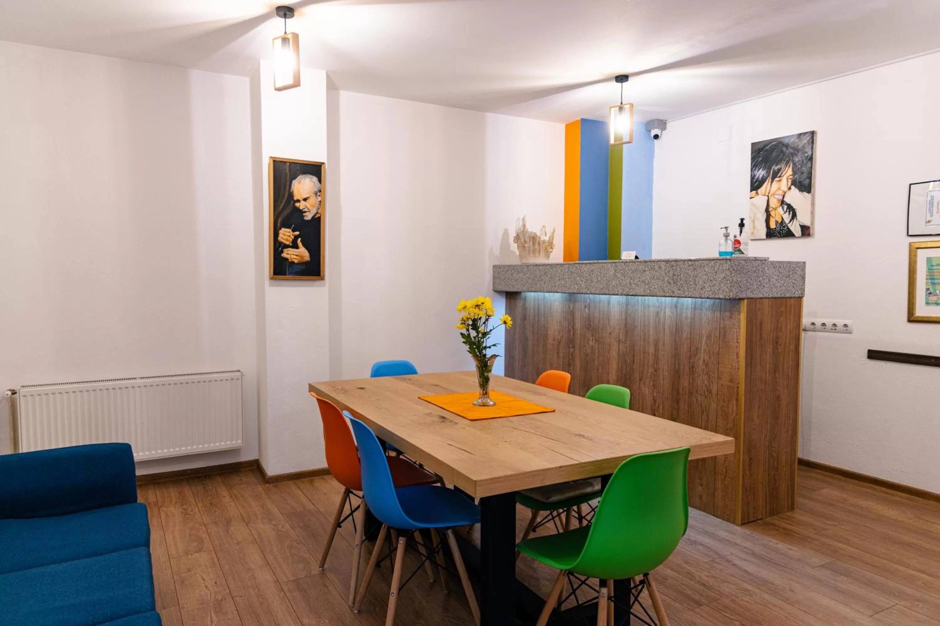 Dining area in Pensiunea Pictorilor