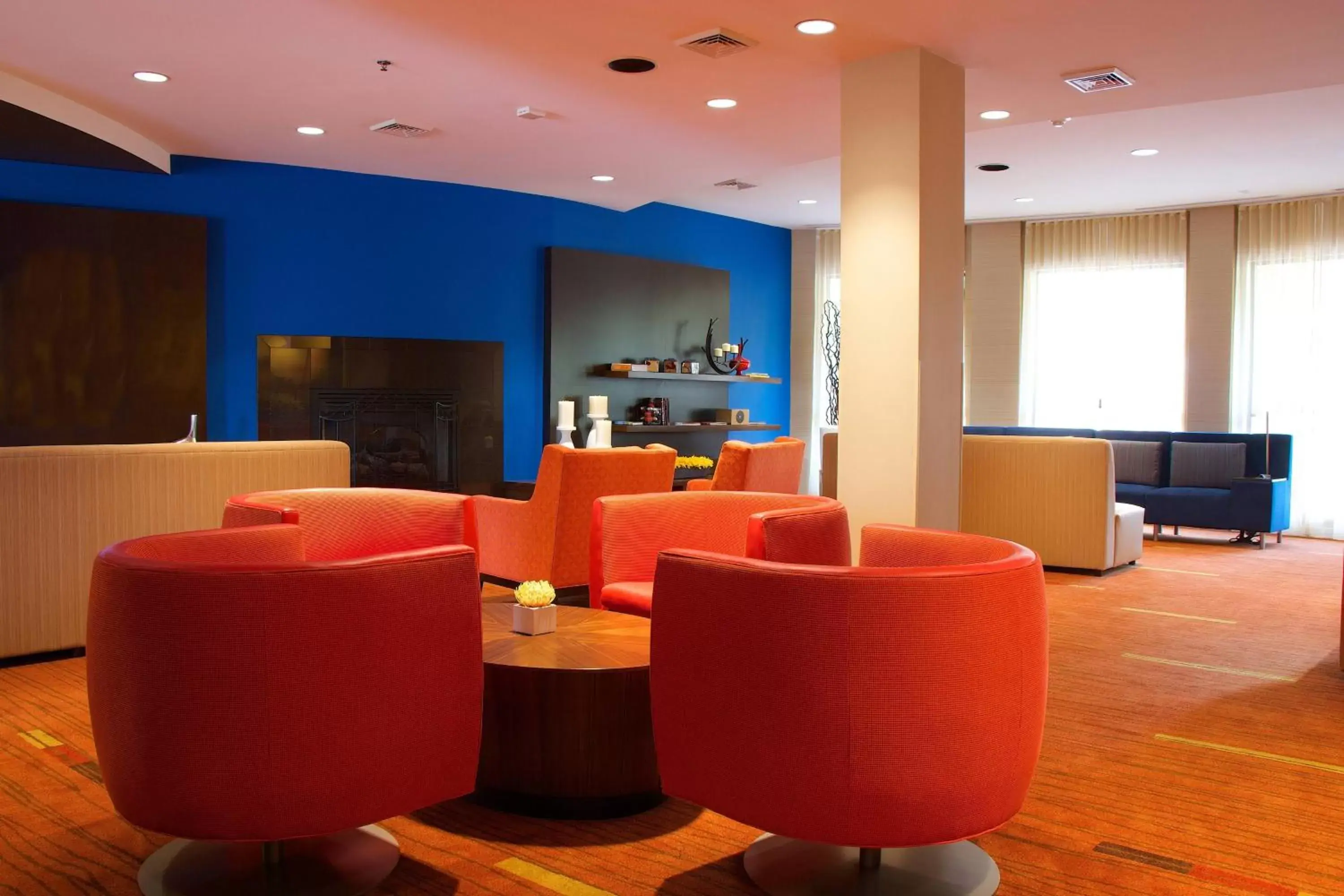 Lobby or reception, Lounge/Bar in Courtyard Blacksburg