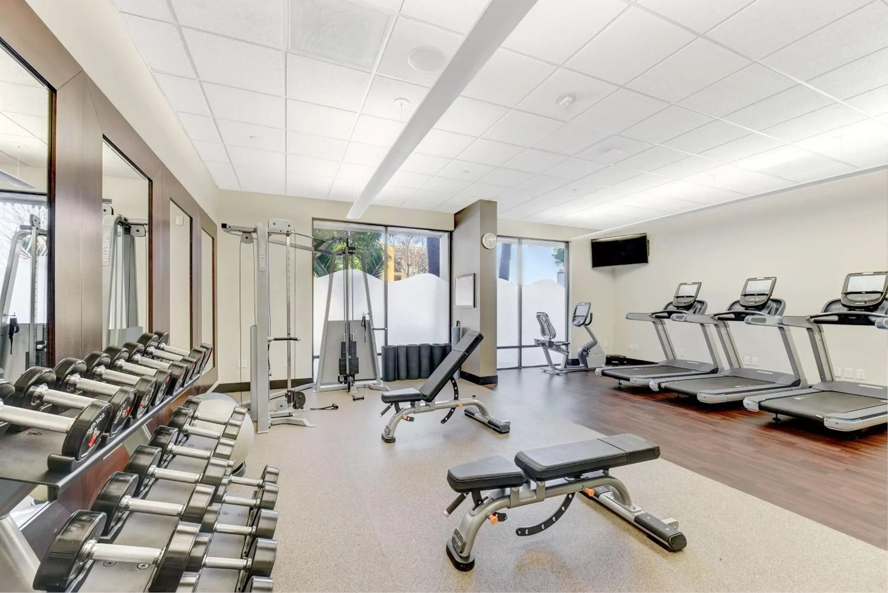 Fitness centre/facilities, Fitness Center/Facilities in Hilton Irvine/Orange County Airport