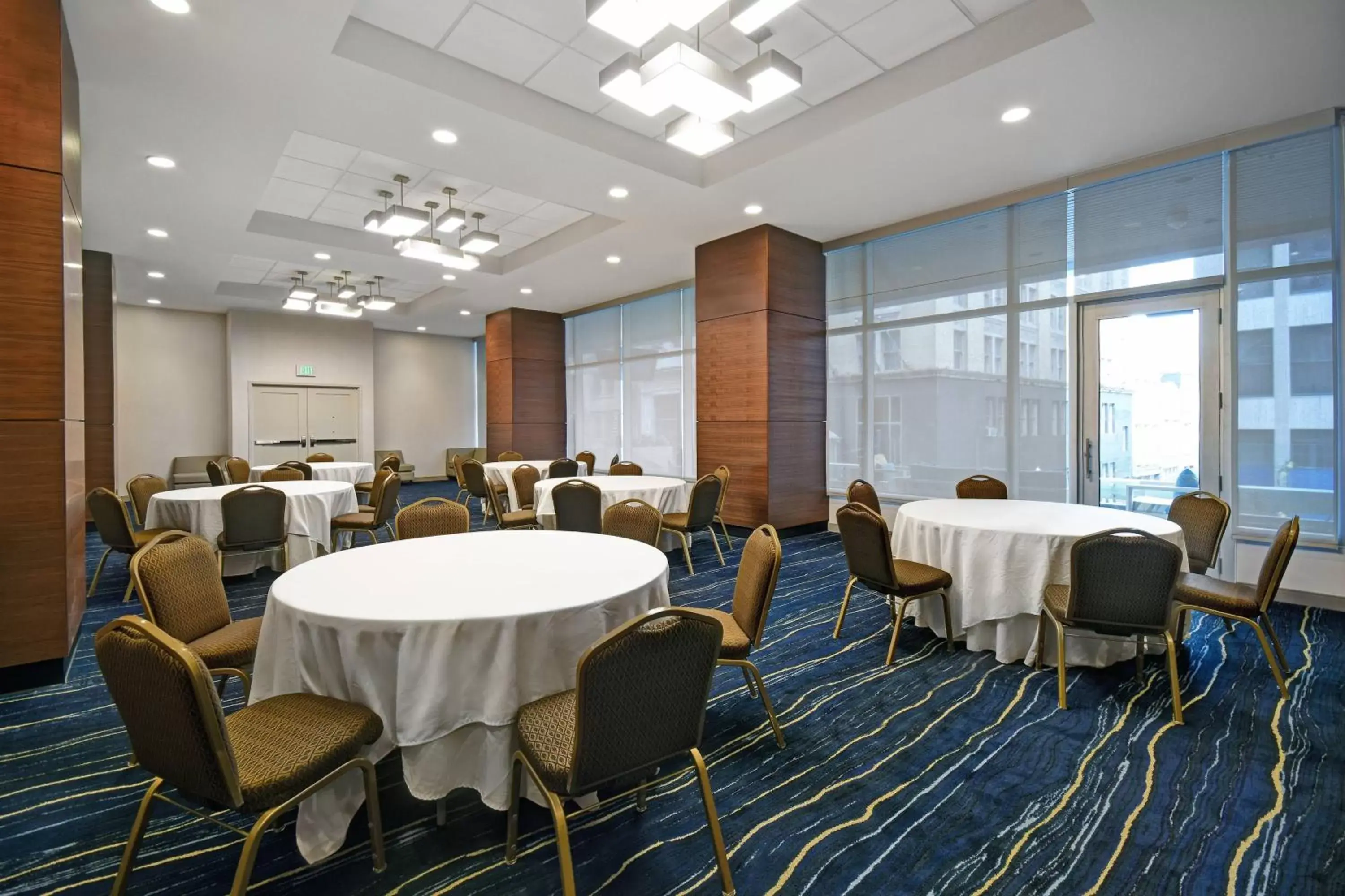 Meeting/conference room in Residence Inn by Marriott New Orleans French Quarter Area/Cen B
