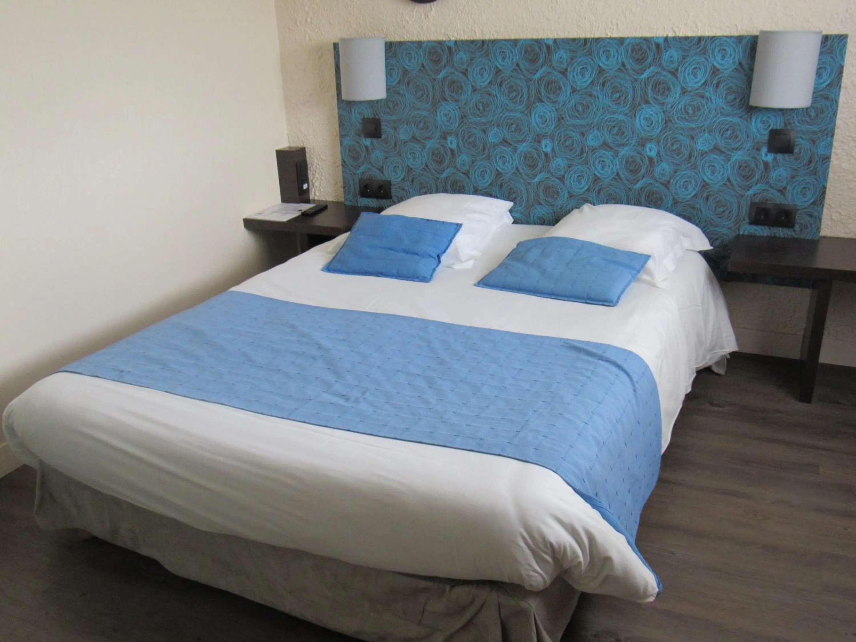 Bedroom, Bed in Citotel Les Sternes