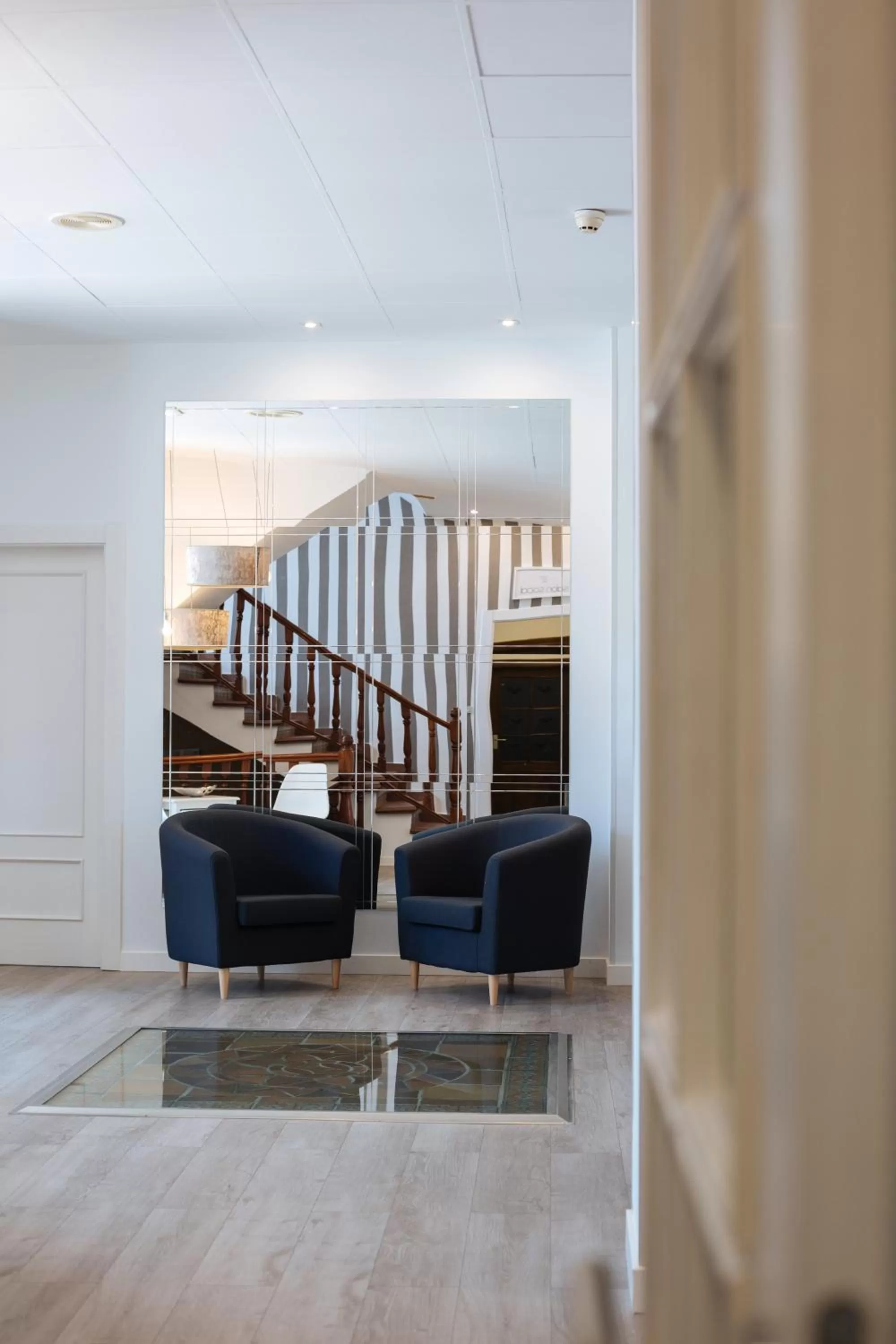 Lobby or reception in Hotel Santa Cruz