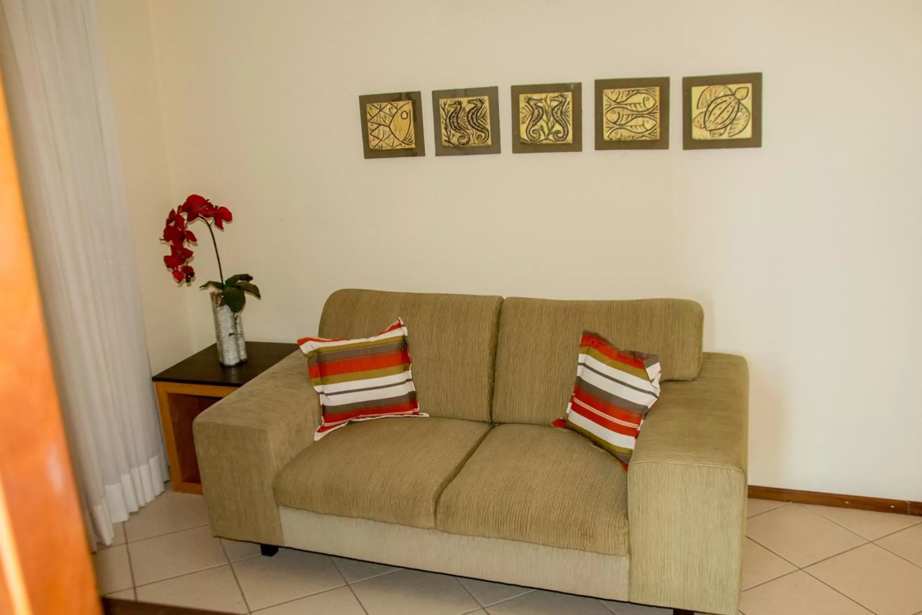 Living room, Seating Area in Quality Suites Natal