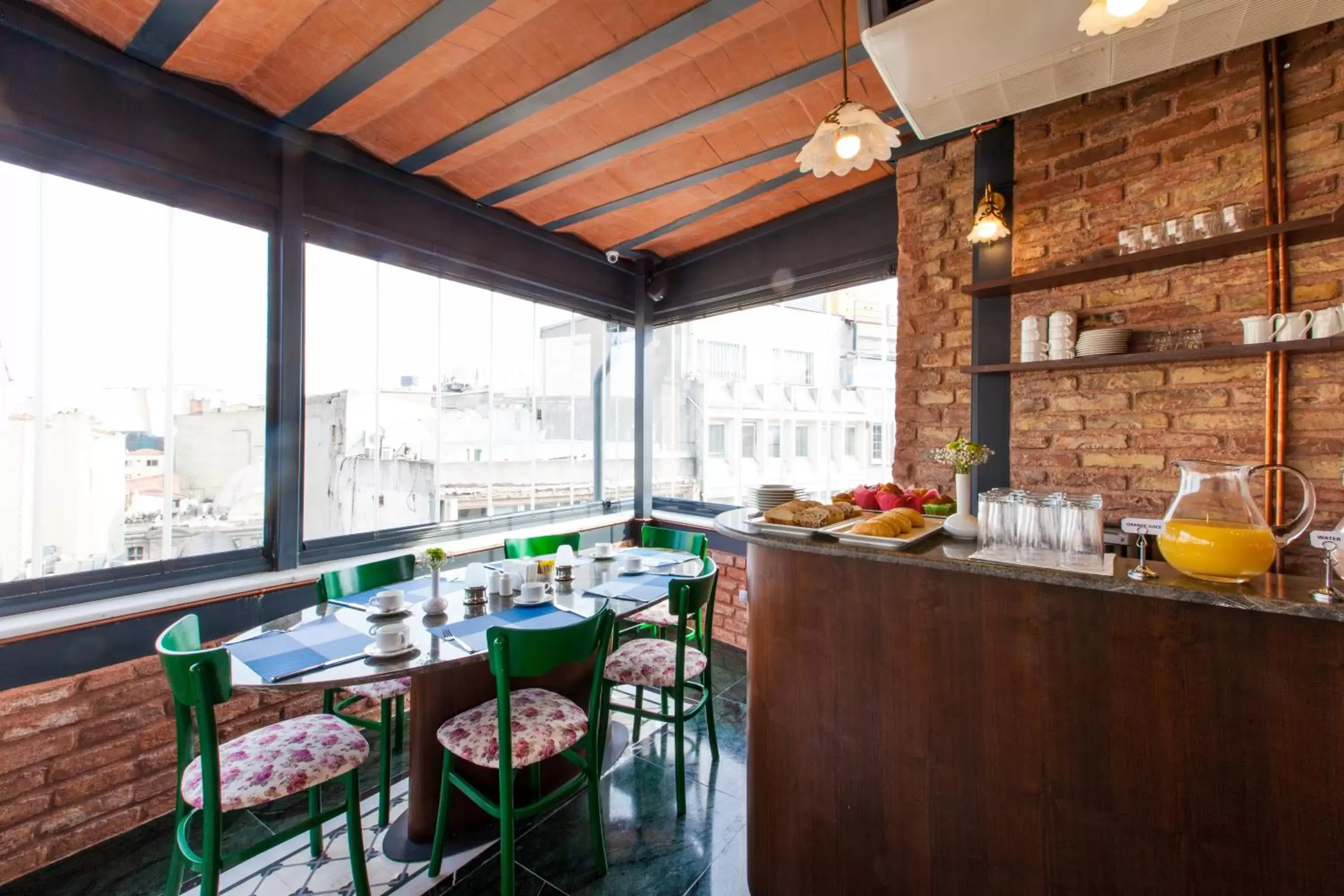 Day, Restaurant/Places to Eat in Hotel Pera Parma