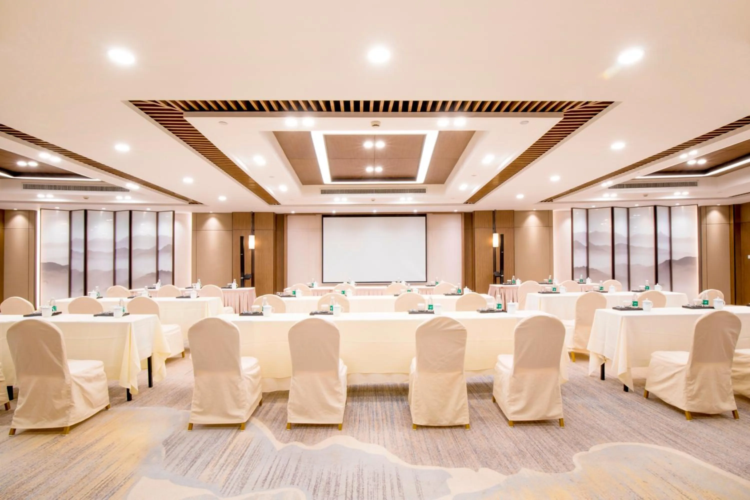 Banquet/Function facilities in Jin Jiang Pine City Hotel