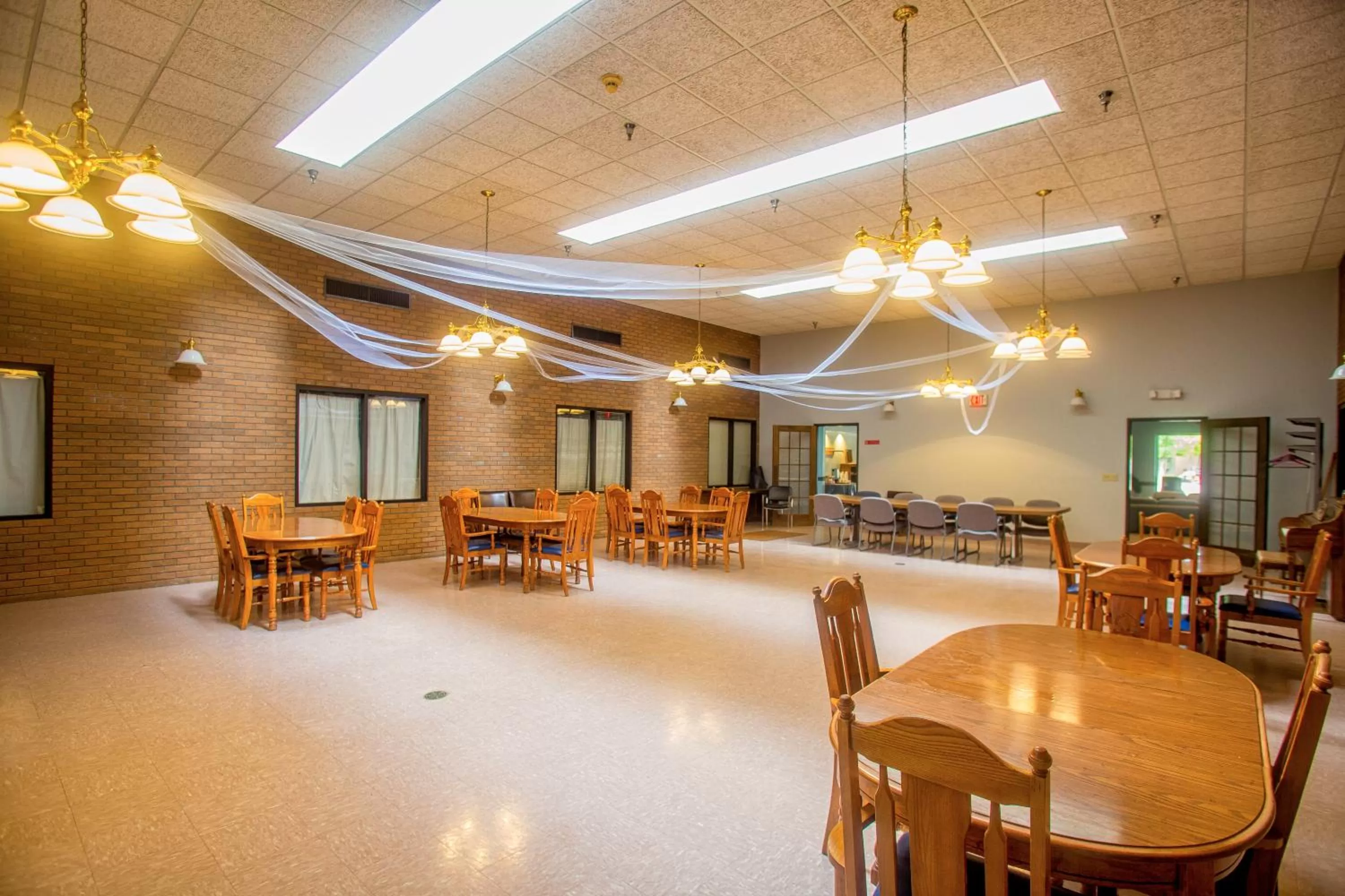 Business facilities in Lafayette Inn