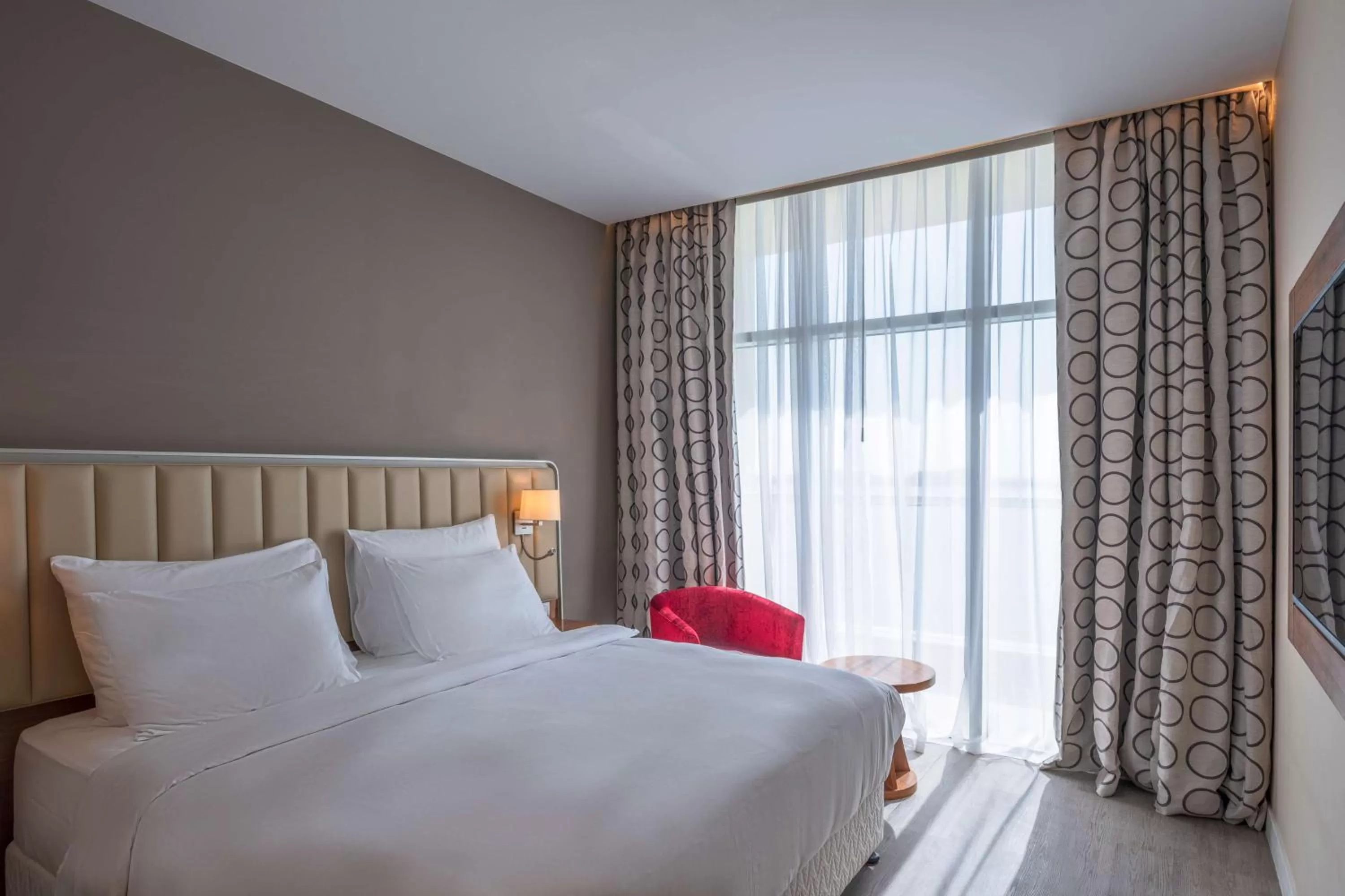 Photo of the whole room, Bed in Radisson Resort Ras Al Khaimah Marjan Island