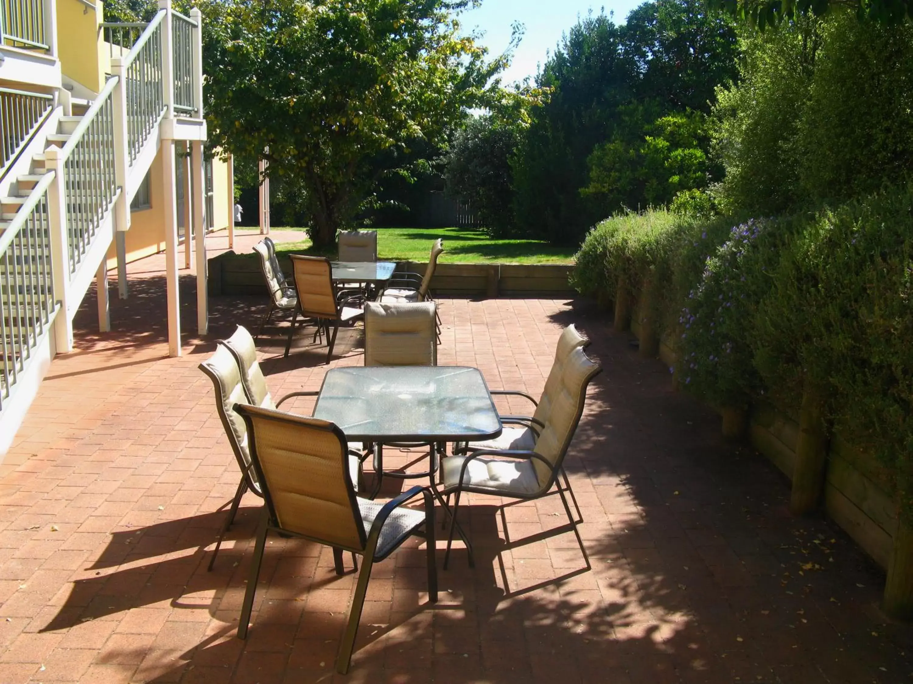 Patio in Elliotts Kapiti Coast Motor Lodge