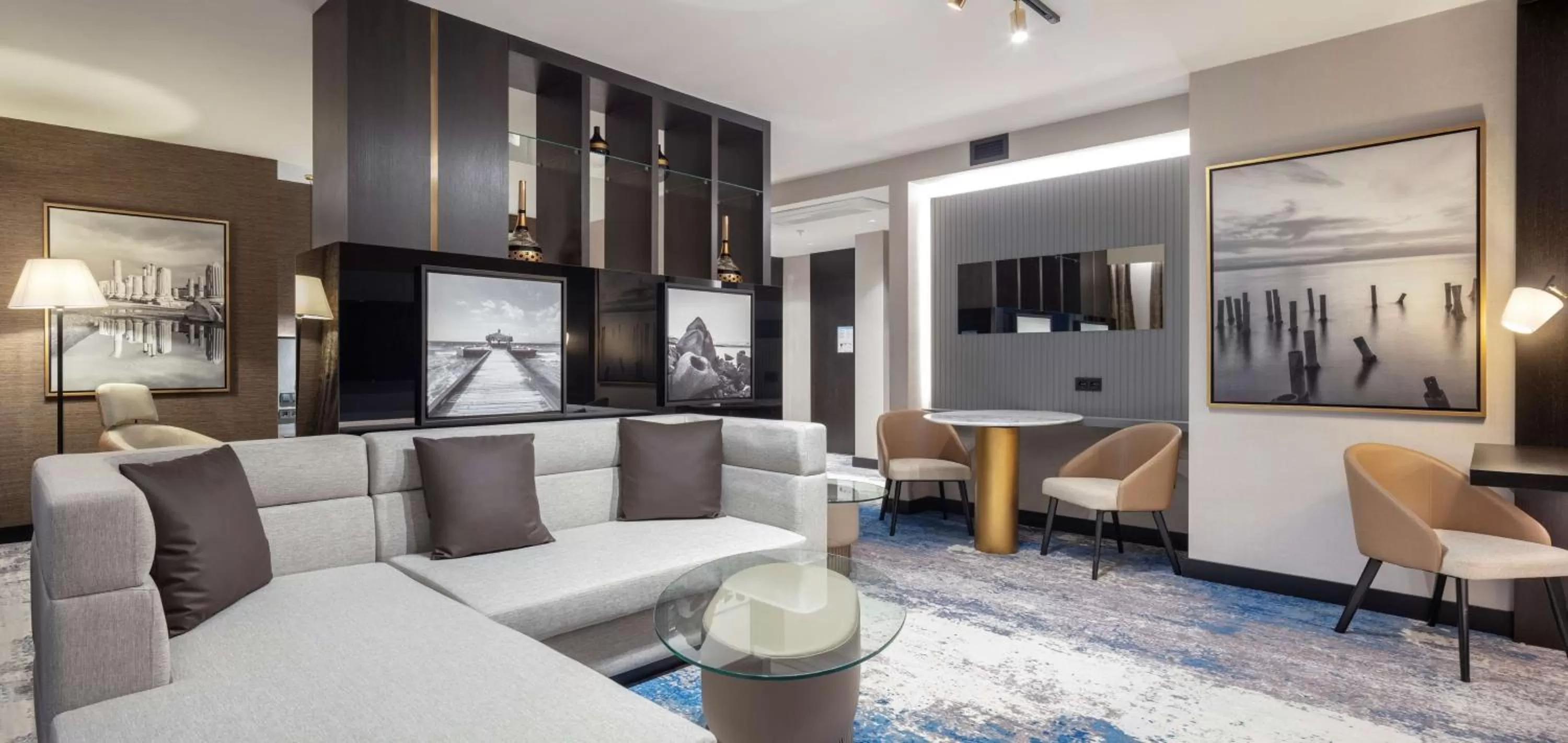 Photo of the whole room in Radisson Hotel Izmir Aliaga