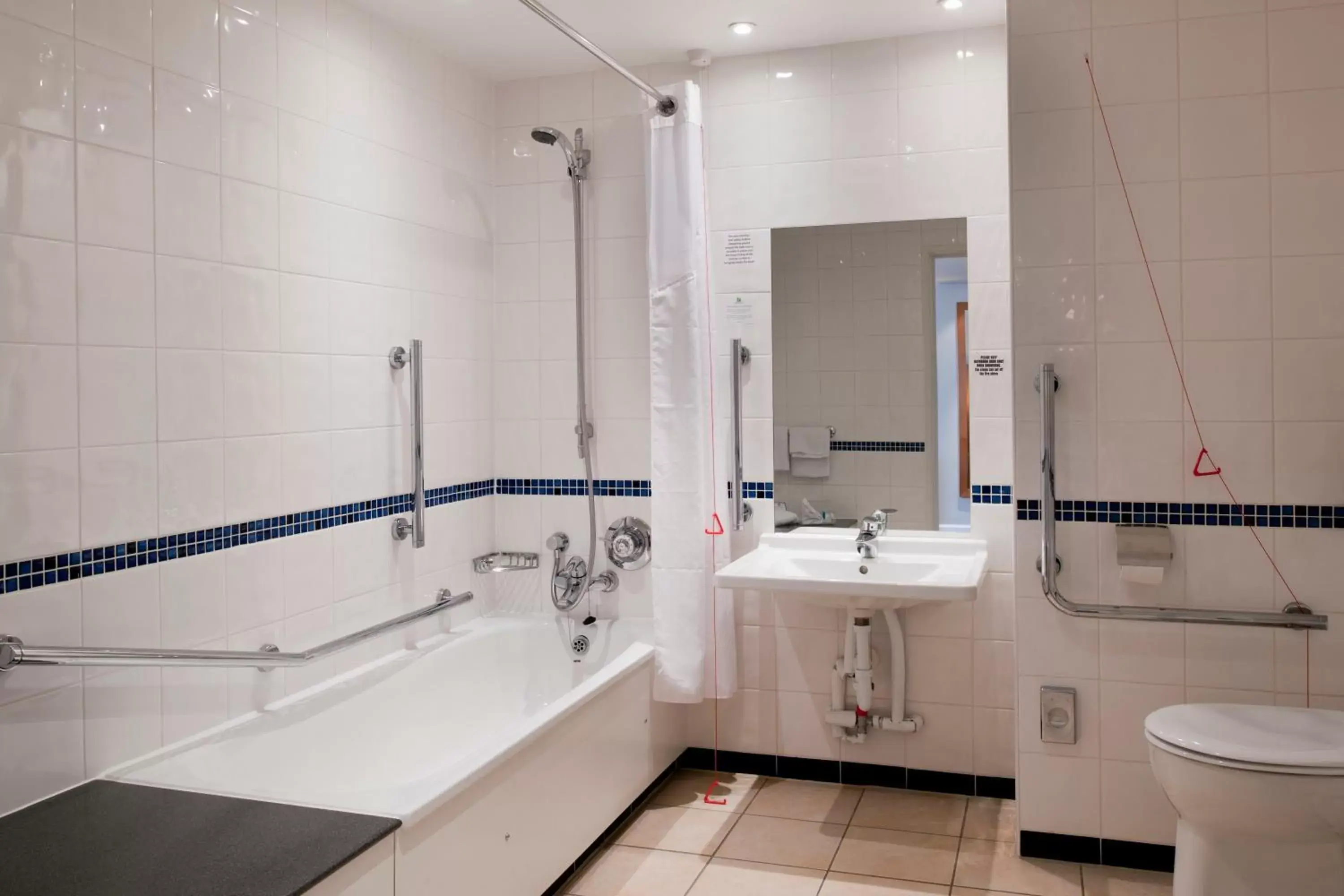 Bathroom in Holiday Inn Rugby-Northampton M1 Jct18, an IHG Hotel