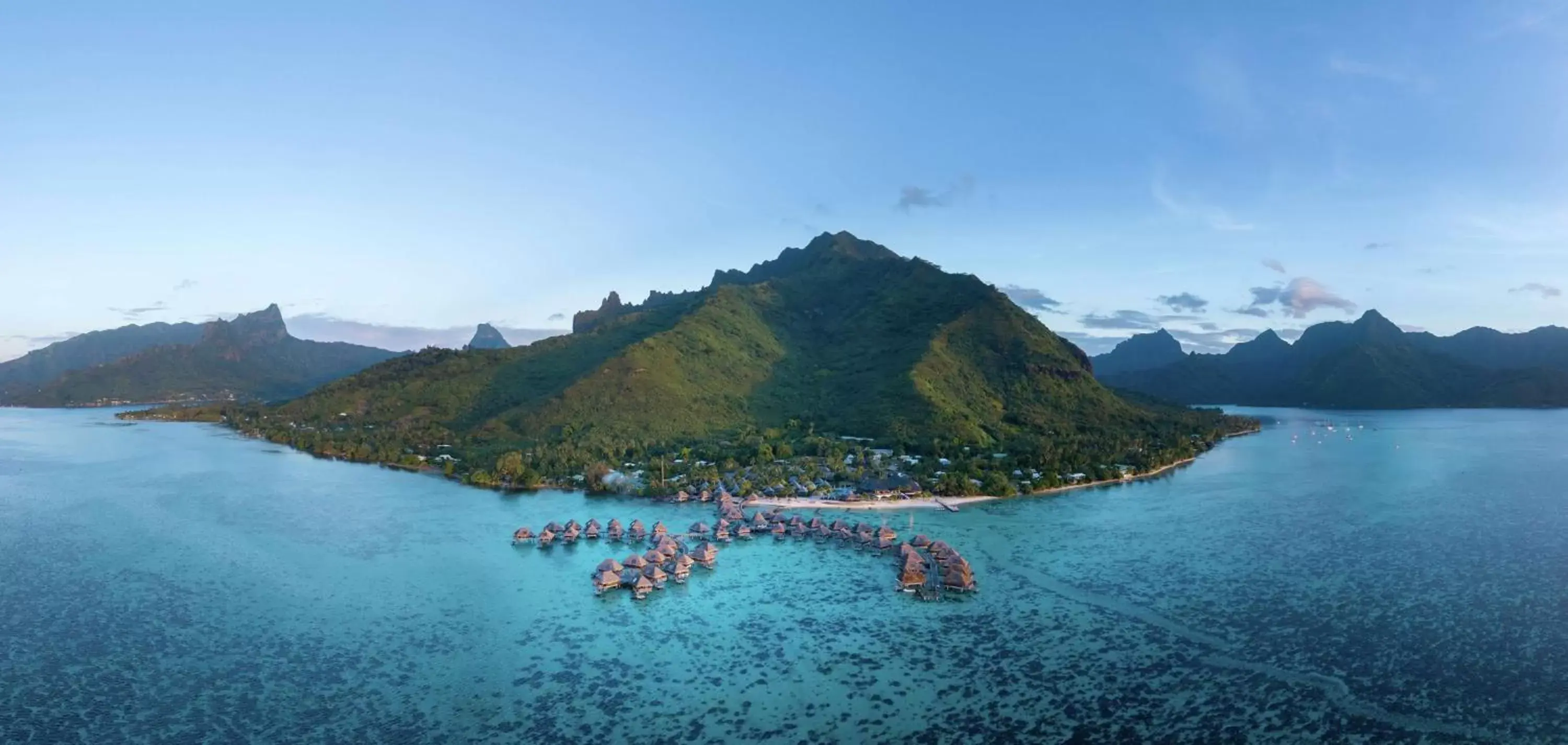 Property building in Hilton Moorea Lagoon Resort & Spa Property building in Hilton Moorea Lagoon Resort & Spa